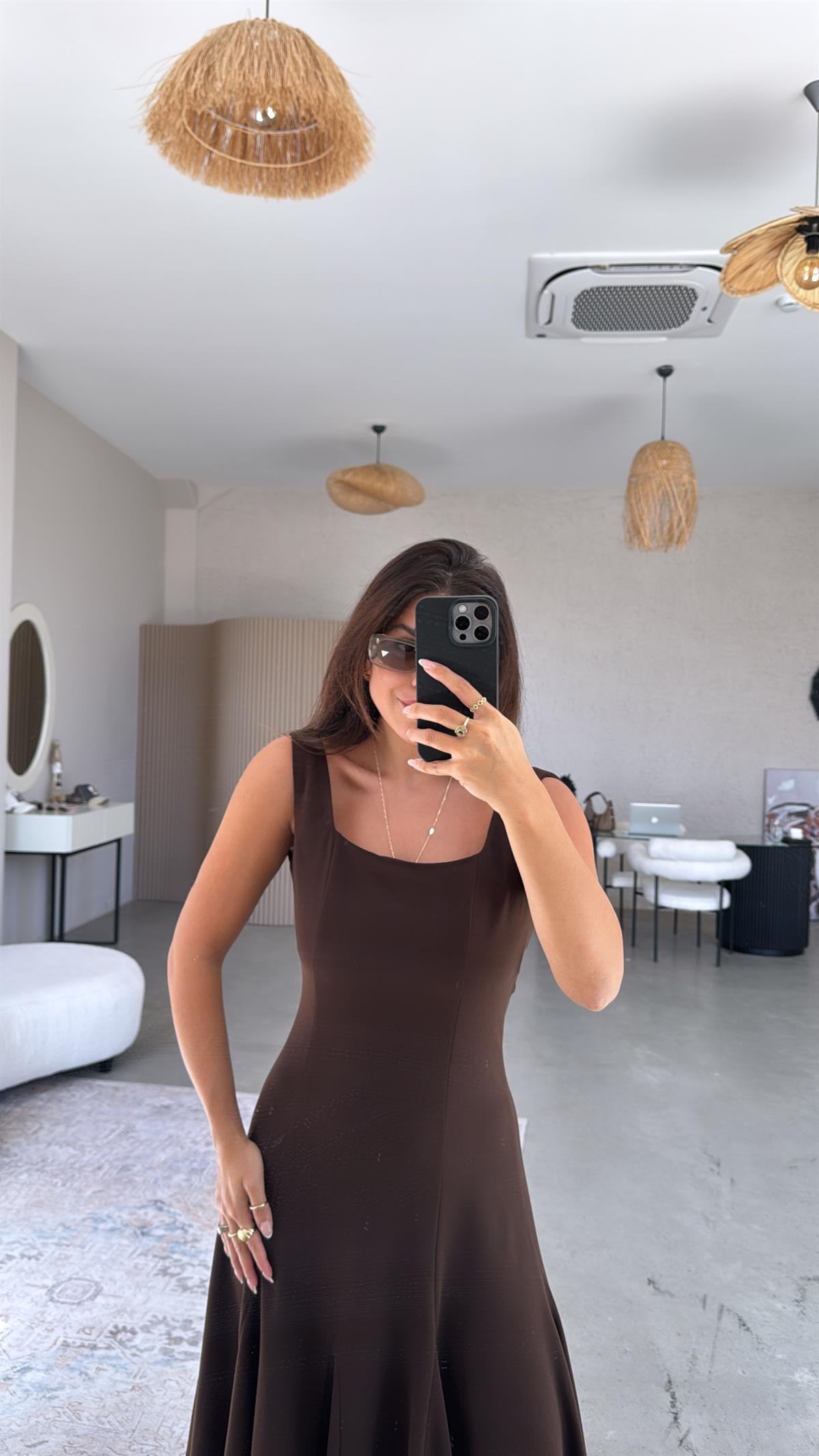 Kahverengi Alt Kısmı Kiloş Krep Elbise