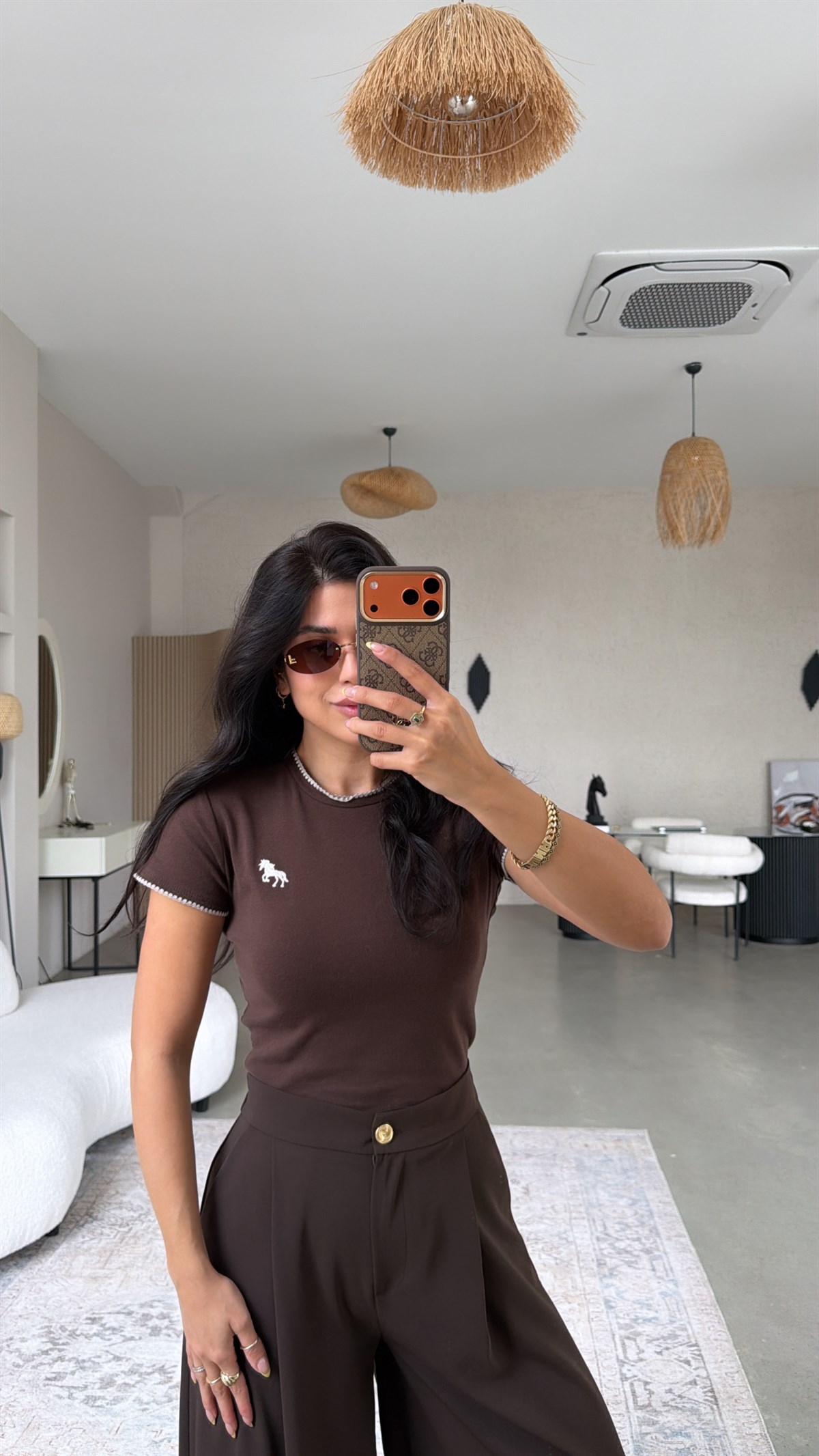 Kahverengi At Nakışlı Pamuk Crop Tshirt