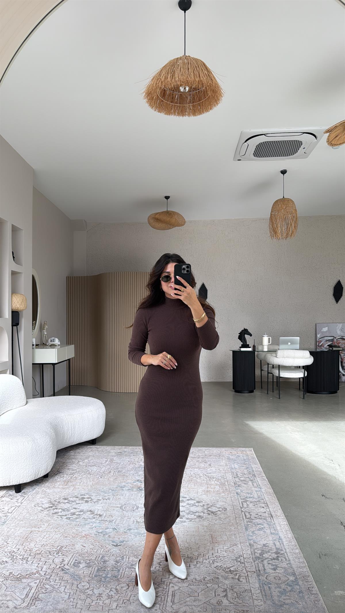 Kahverengi Balıkçı Yün Triko Elbise