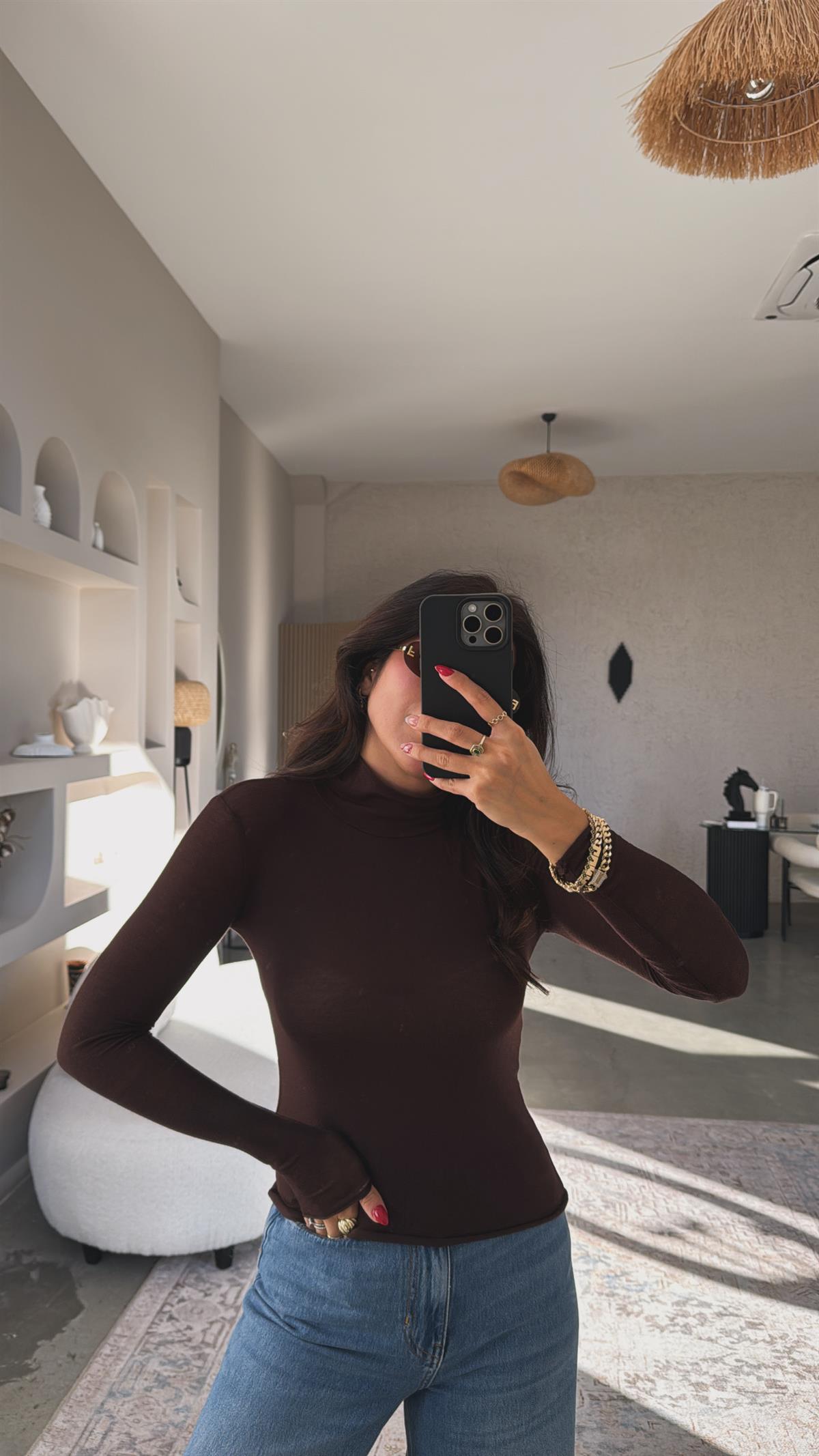 Kahverengi Boğazlı Yarı Transparan Bluz