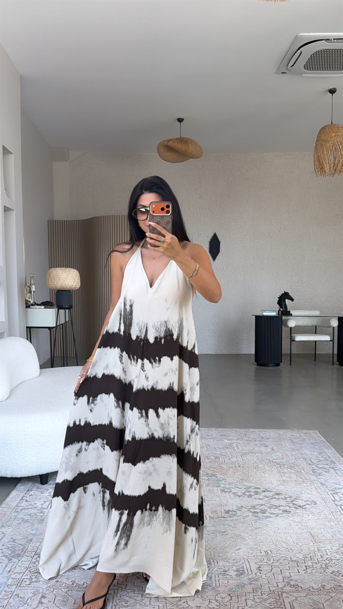 Kahverengi Çizgili Boyundan Bağlamalı Premium Maxi Elbise