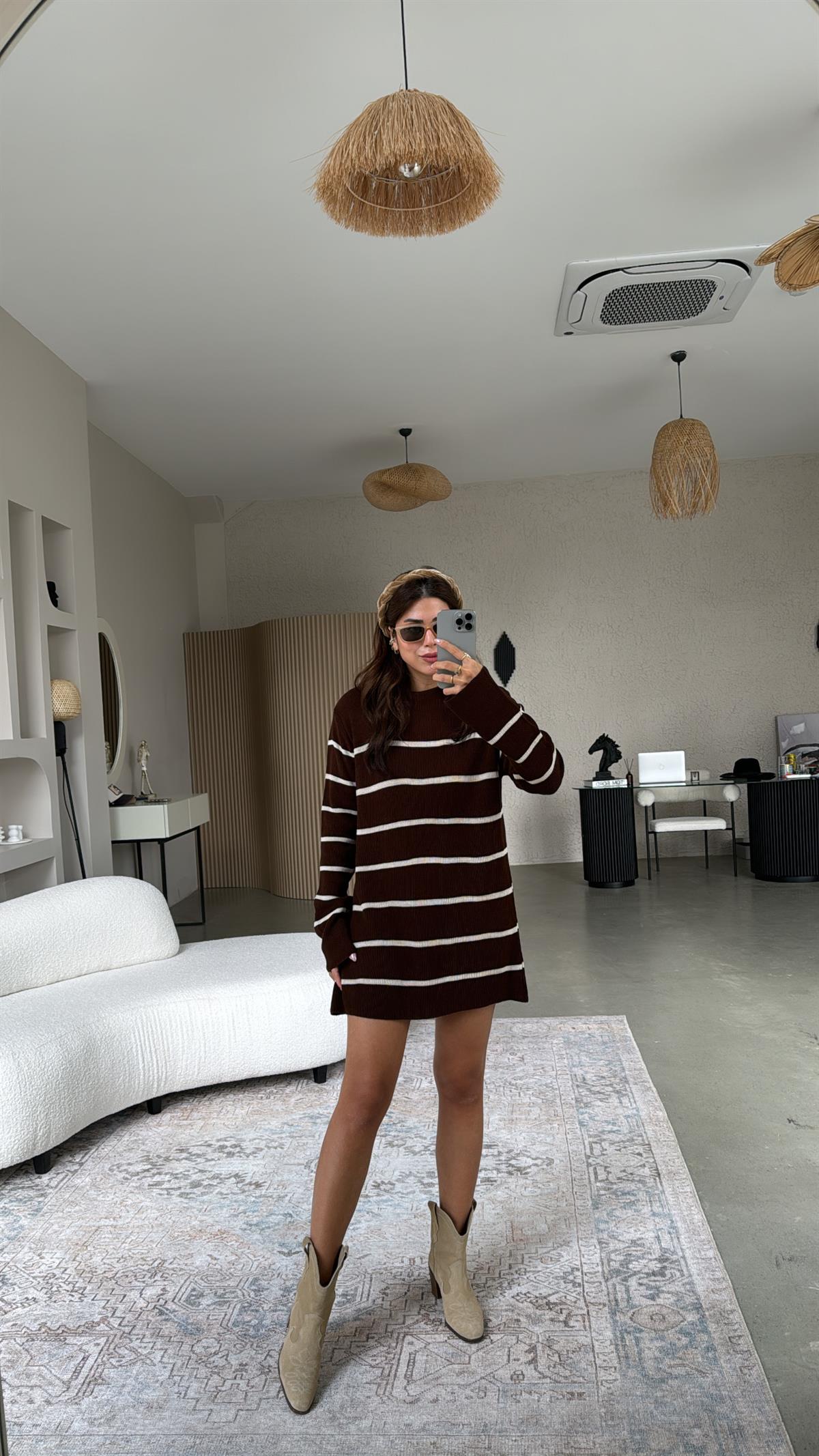 Kahverengi Çizgili Triko Tunik