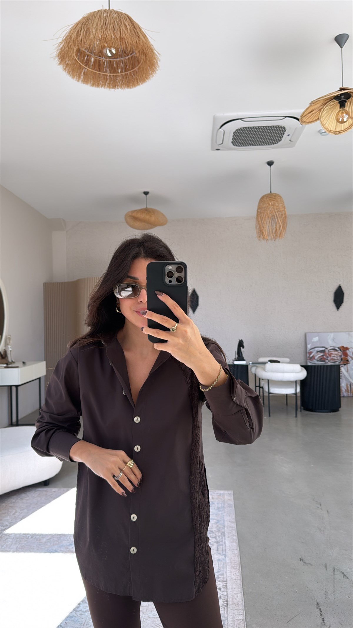 Kahverengi Dantel Detaylı Poplin Premium Gömlek