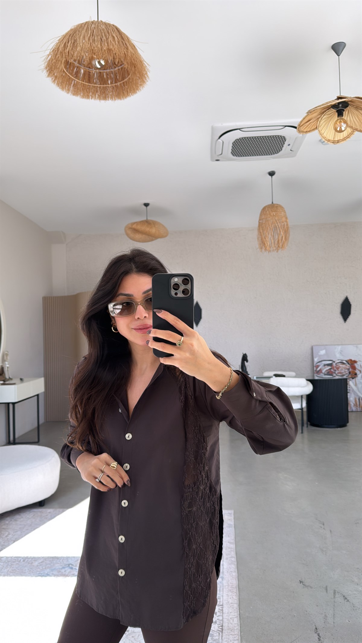 Kahverengi Dantel Detaylı Poplin Premium Gömlek