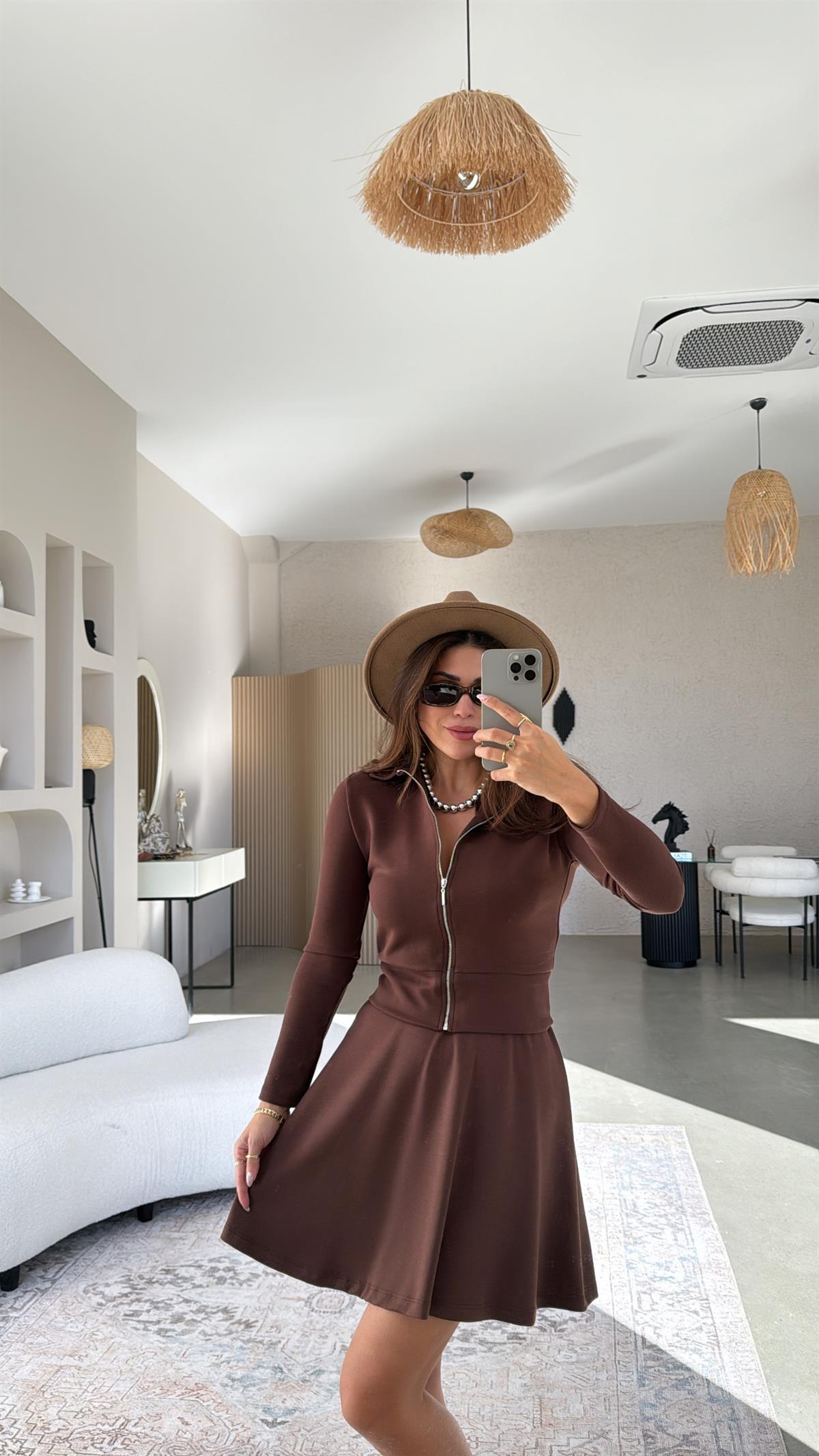 Kahverengi Fermuarlı Modal Mini Etekli Takım