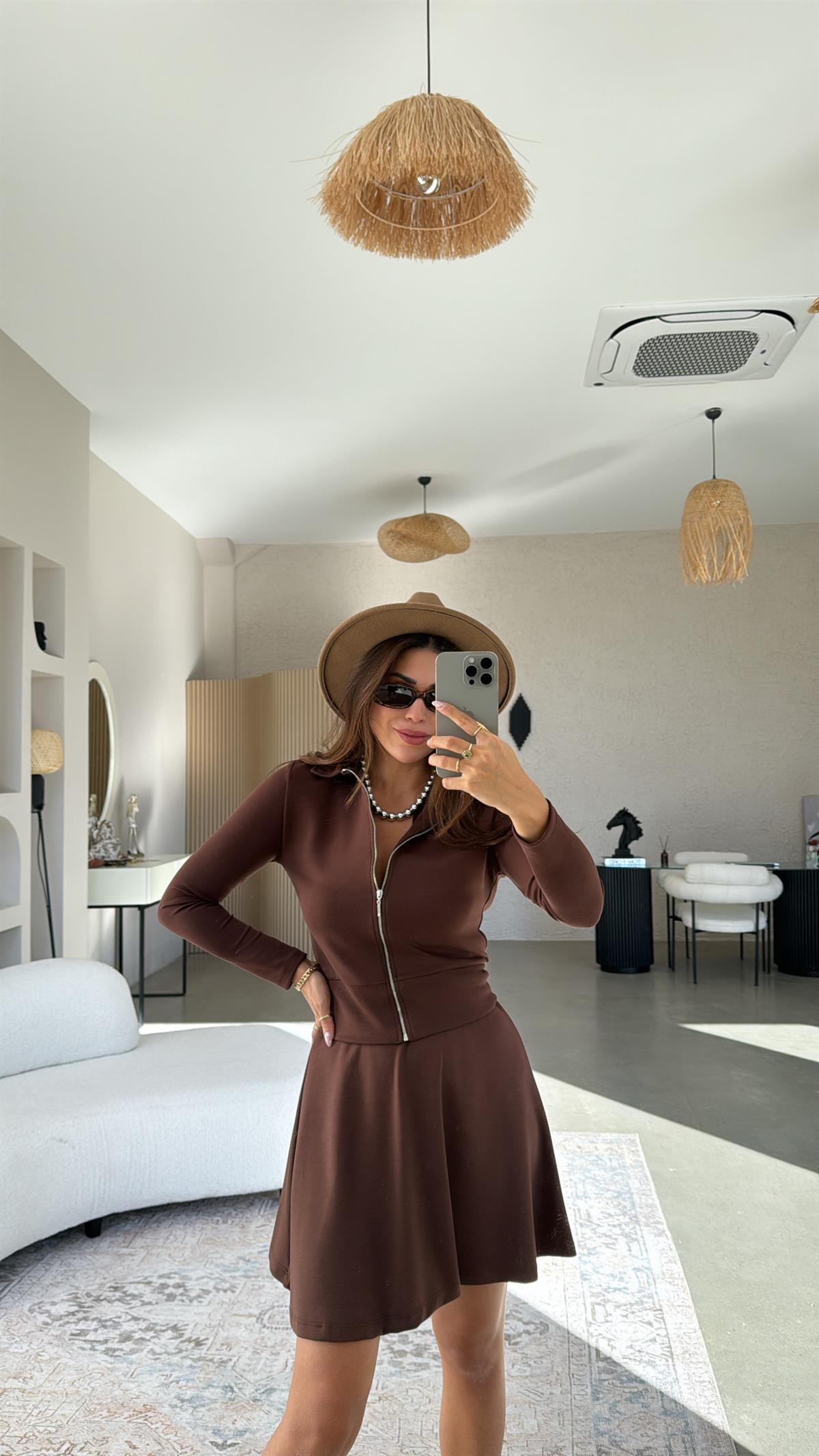 Kahverengi Fermuarlı Modal Mini Etekli Takım