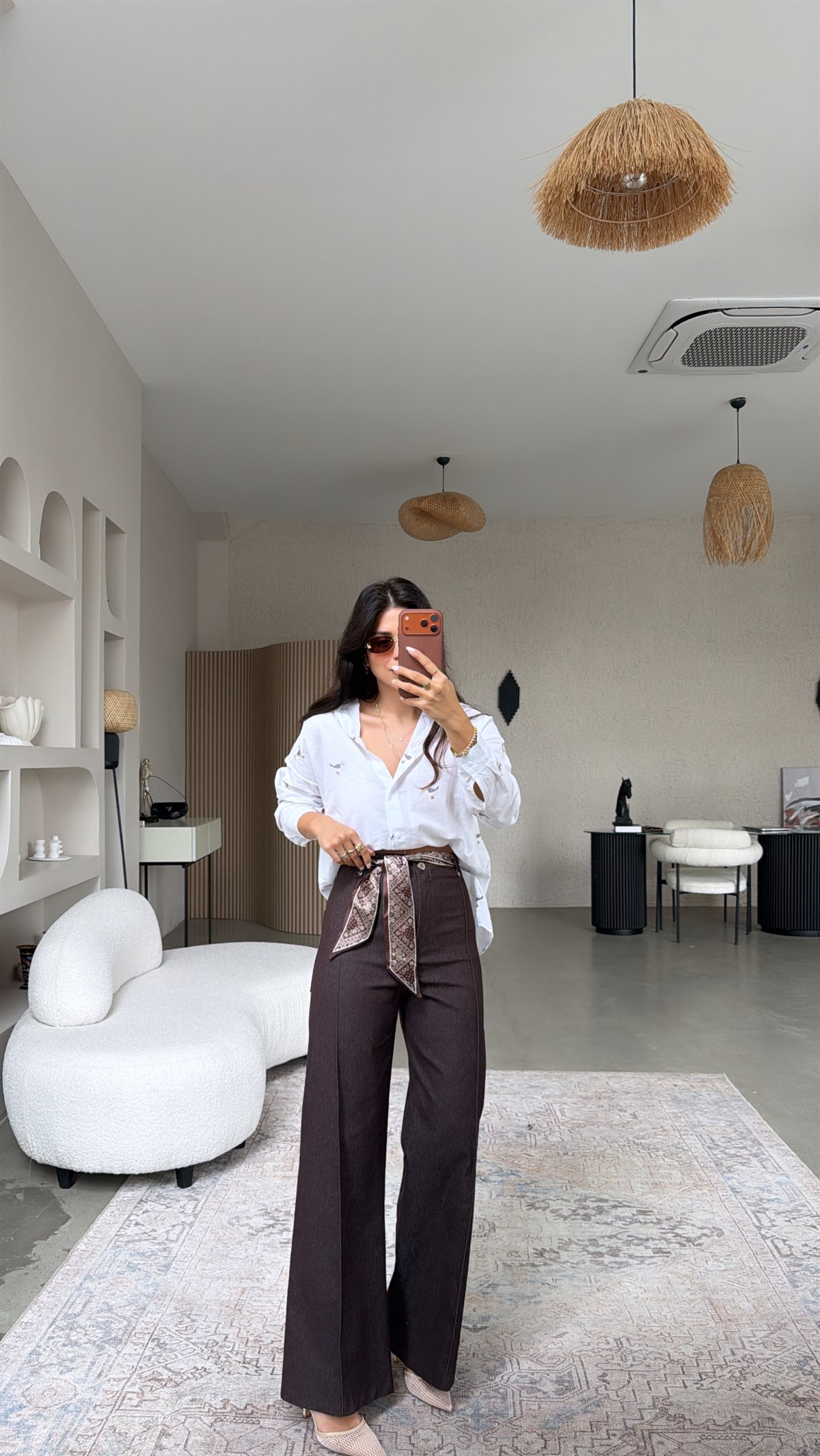 Kahverengi Fular Kuşaklı Denim Dikişli Pantolon