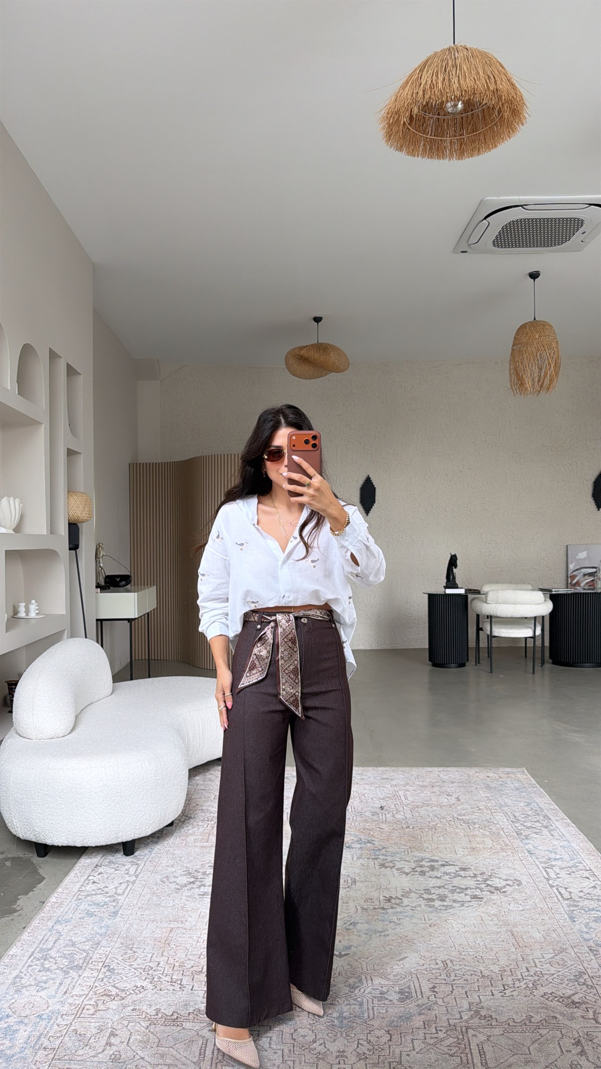 Kahverengi Fular Kuşaklı Denim Dikişli Pantolon