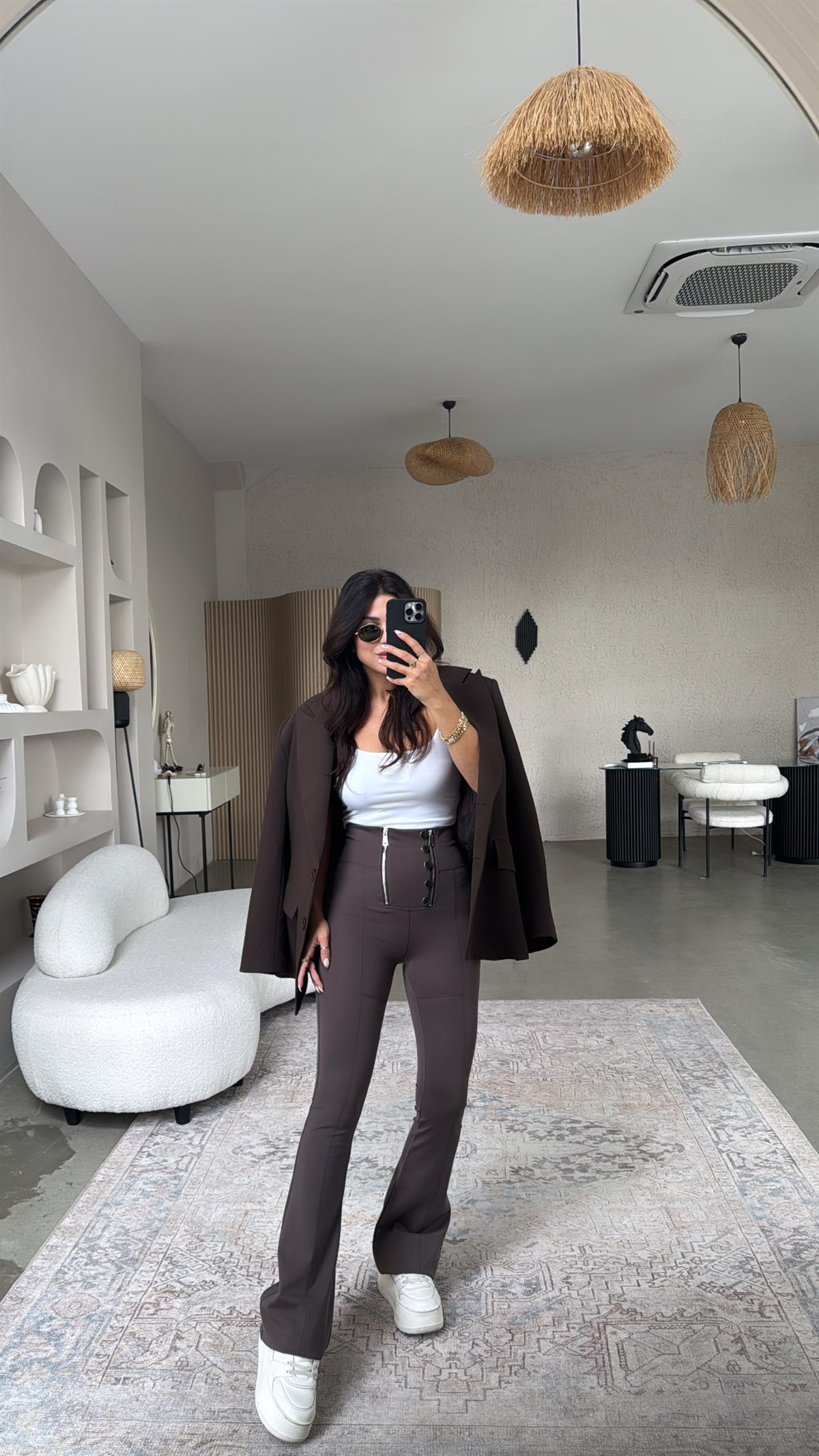 Kahverengi Gümüş Aksesuarlı Fermuarlı Push Up Çelik Tayt Pantolon