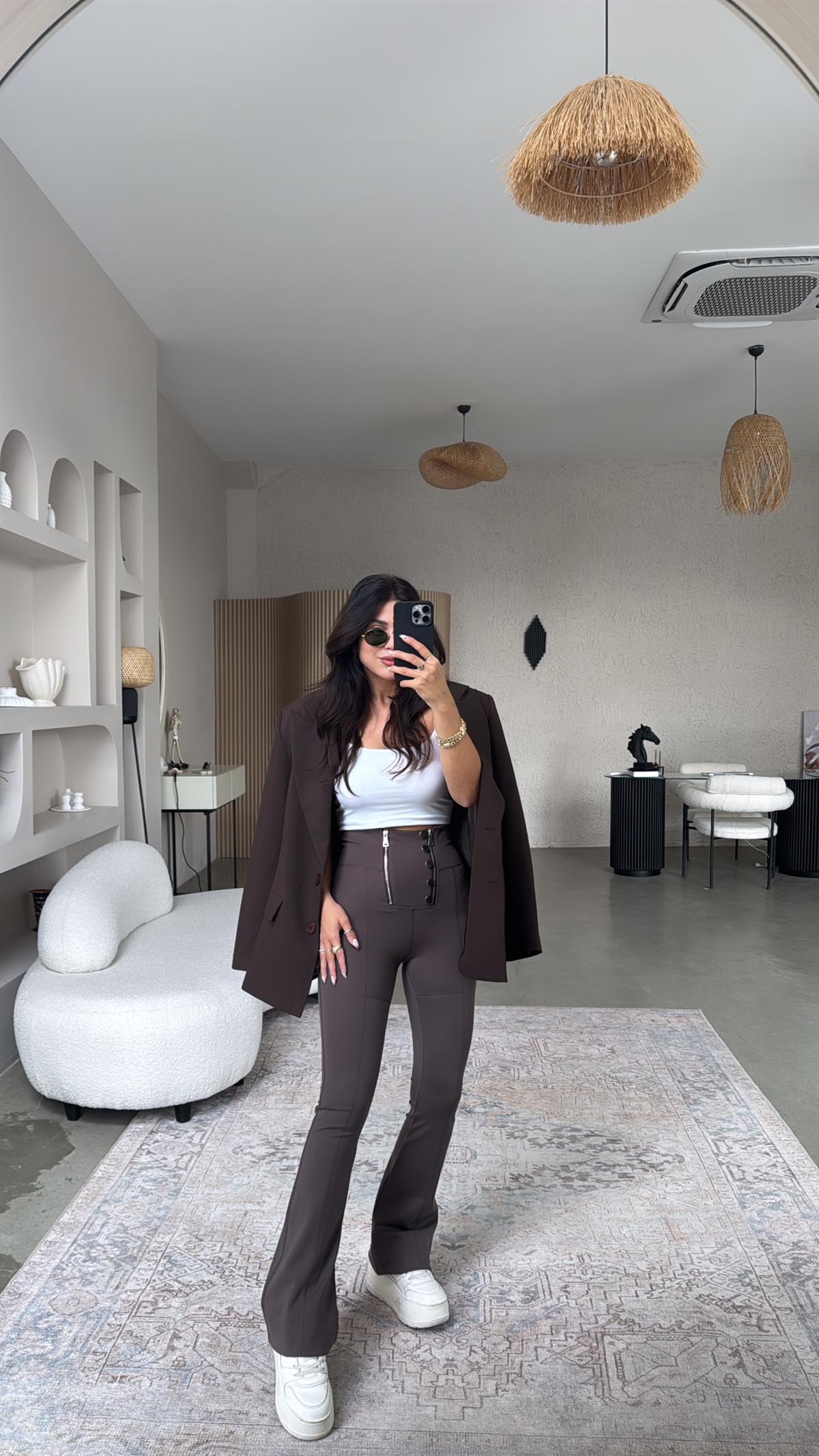 Kahverengi Gümüş Aksesuarlı Fermuarlı Push Up Çelik Tayt Pantolon