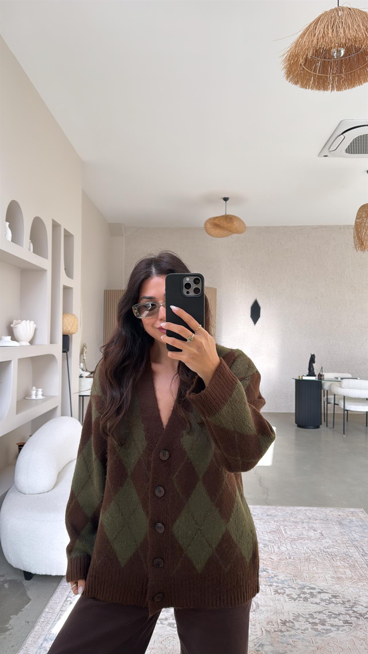 Kahverengi Haki Baklavalı Orijinal Massi Yumoş Hırka