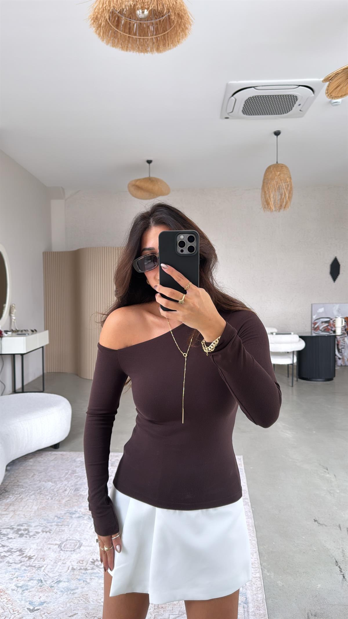 Kahverengi İthal Modal Kumaş Omzu Açık Bluz