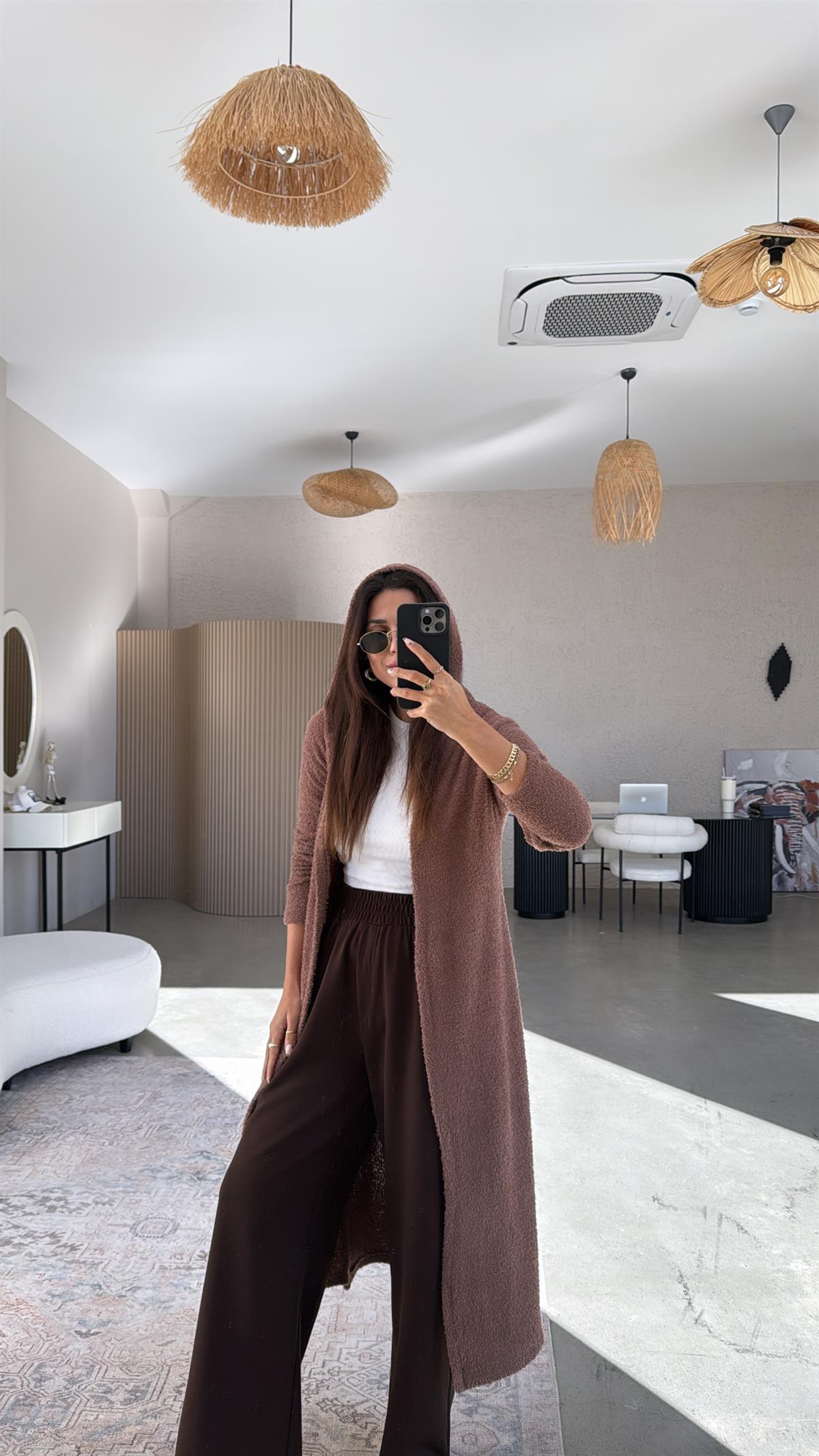 Kahverengi Kapüşonlu Uzun Hırka