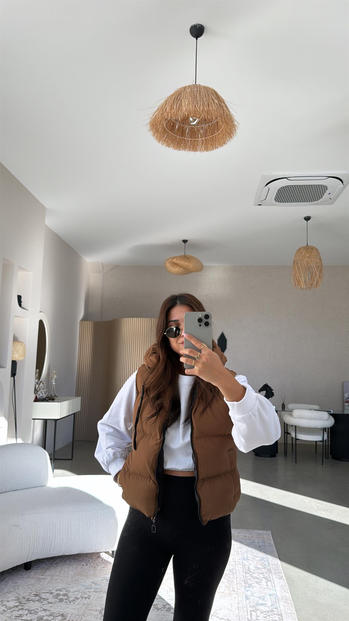 Kahverengi Kısa Şişme Yelek