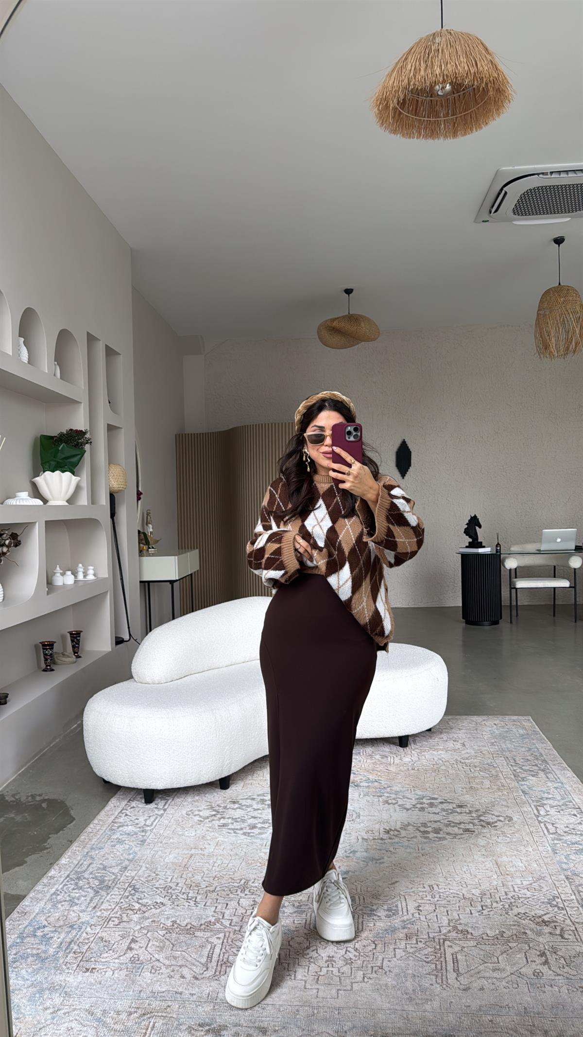 Kahverengi Krep Yırtmaçlı Kalem Etek