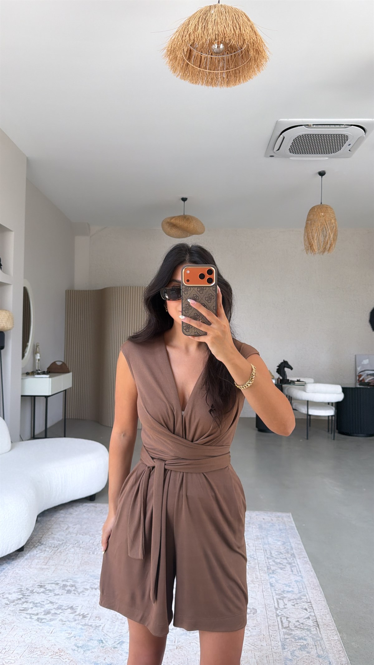 Kahverengi Kruvaze Şortlu Tulum