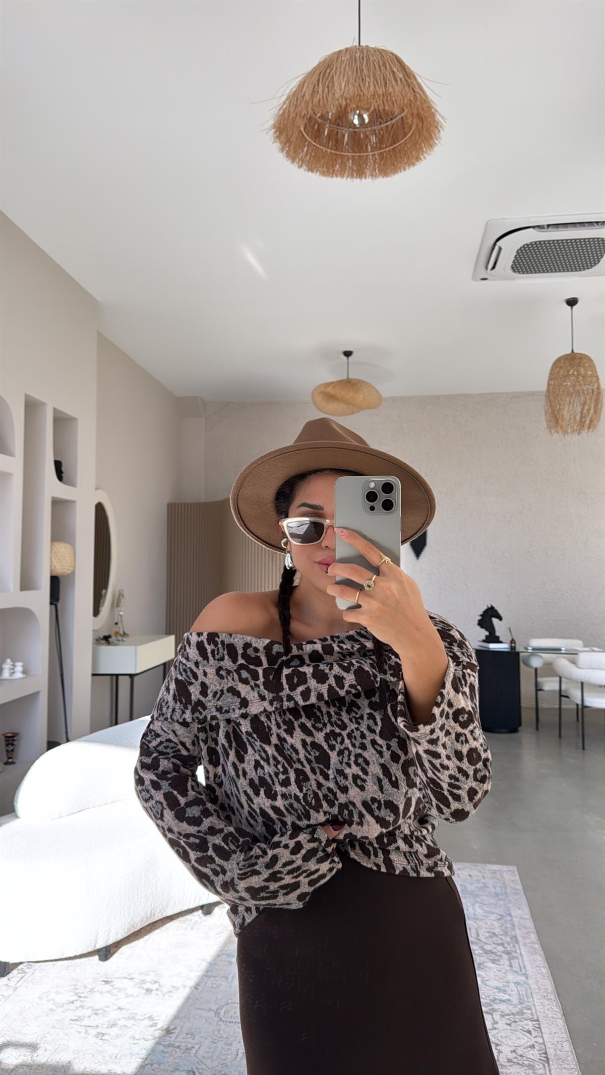 Kahverengi Leopar Madonna Bluz