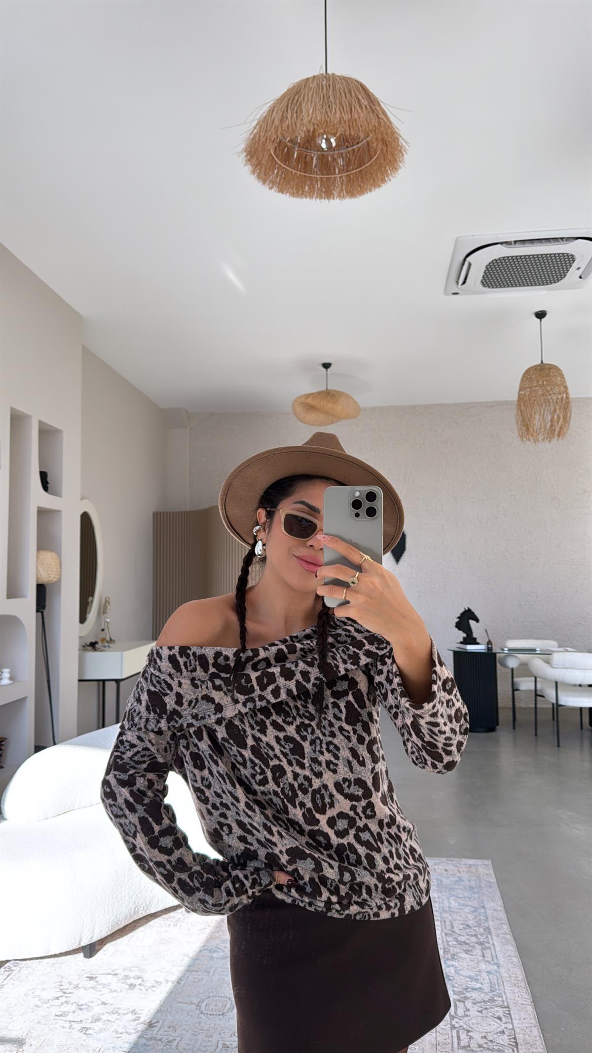 Kahverengi Leopar Madonna Bluz