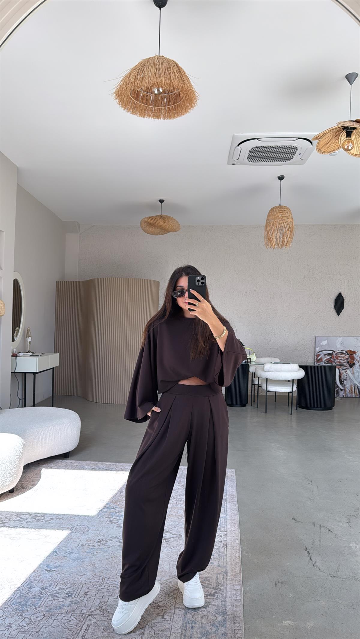 Kahverengi Ön Pile Detaylı Oys Model Takım