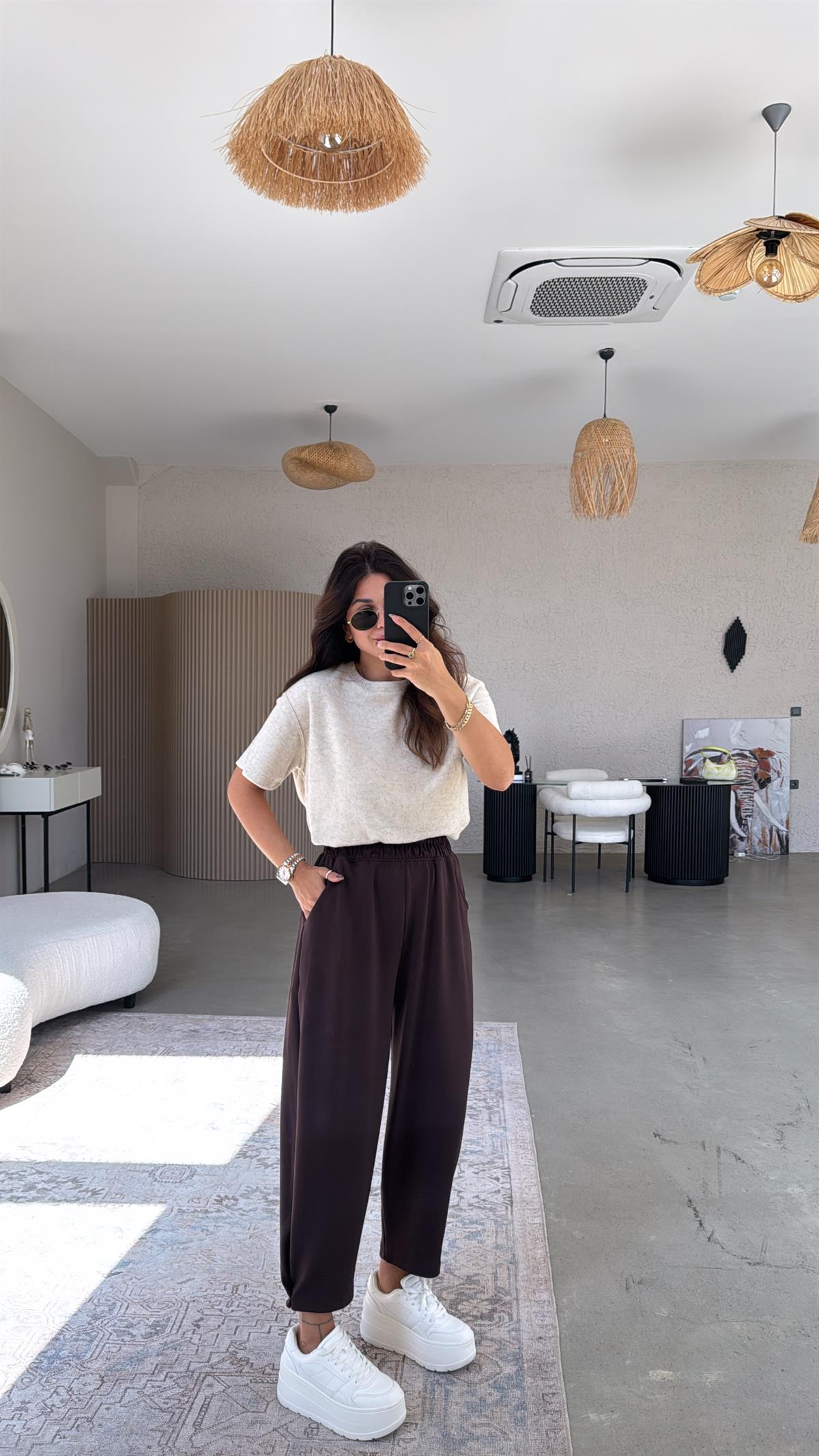 Kahverengi Paça Tutturmalı Eşofman