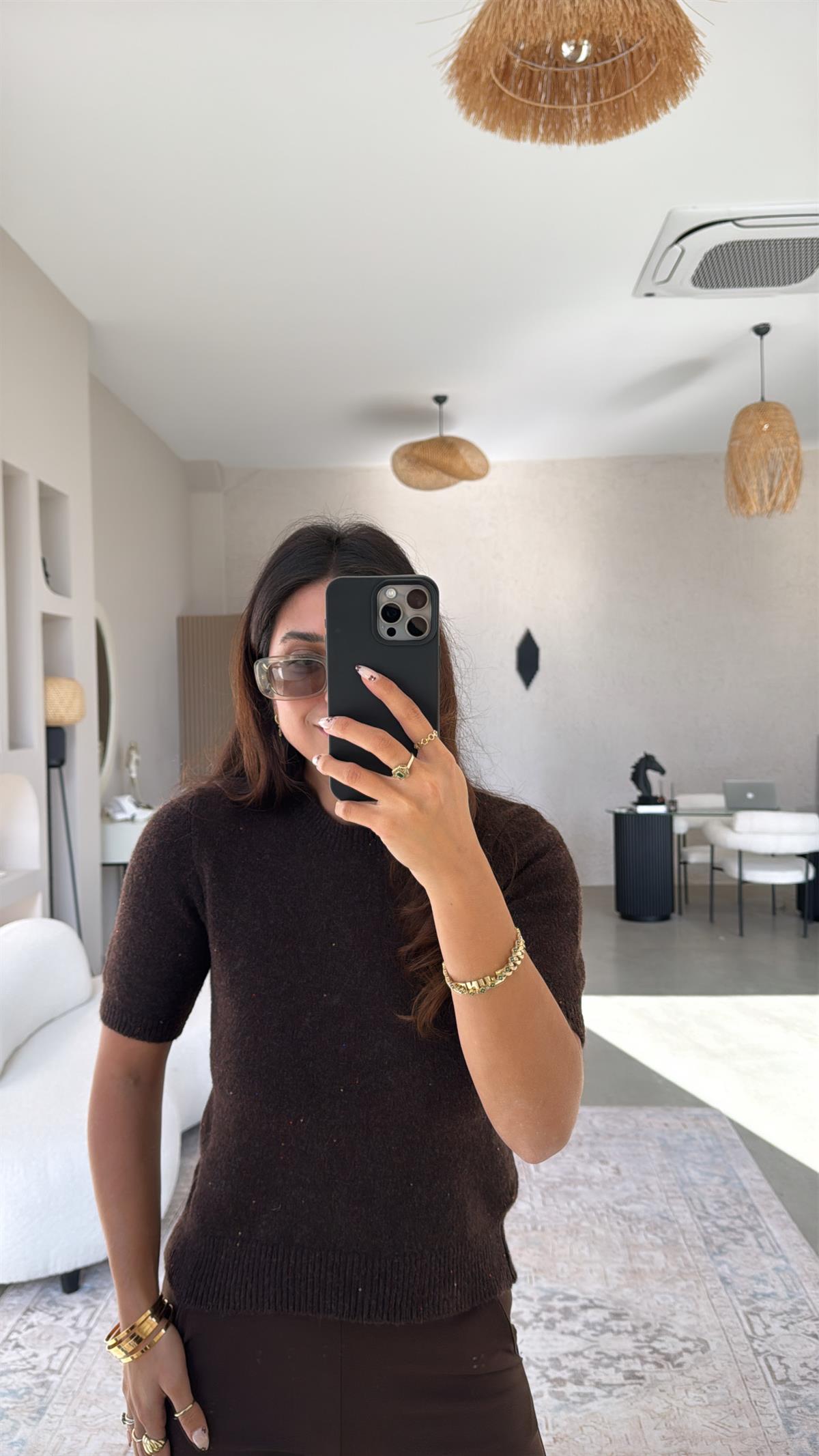 Kahverengi Payet Yansımalı Yumuşak Kısa Kol Triko Bluz