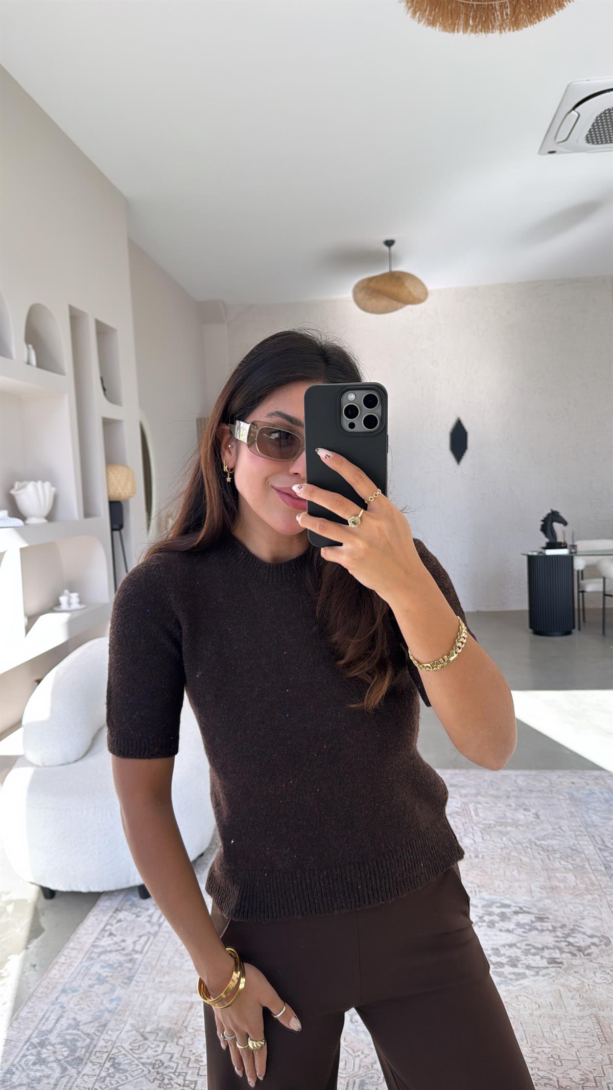 Kahverengi Payet Yansımalı Yumuşak Kısa Kol Triko Bluz