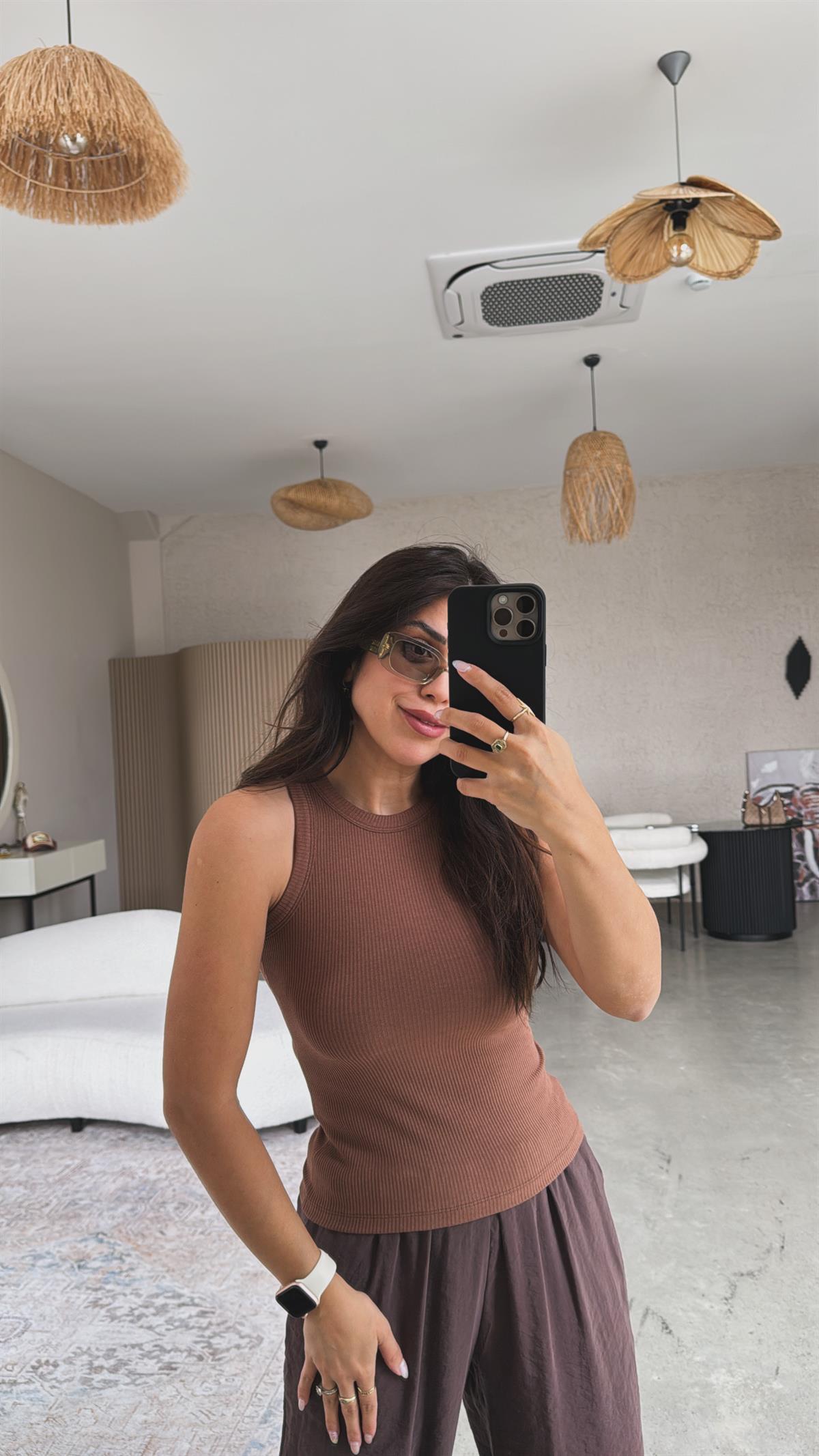 Kahverengi Ribana Atlet