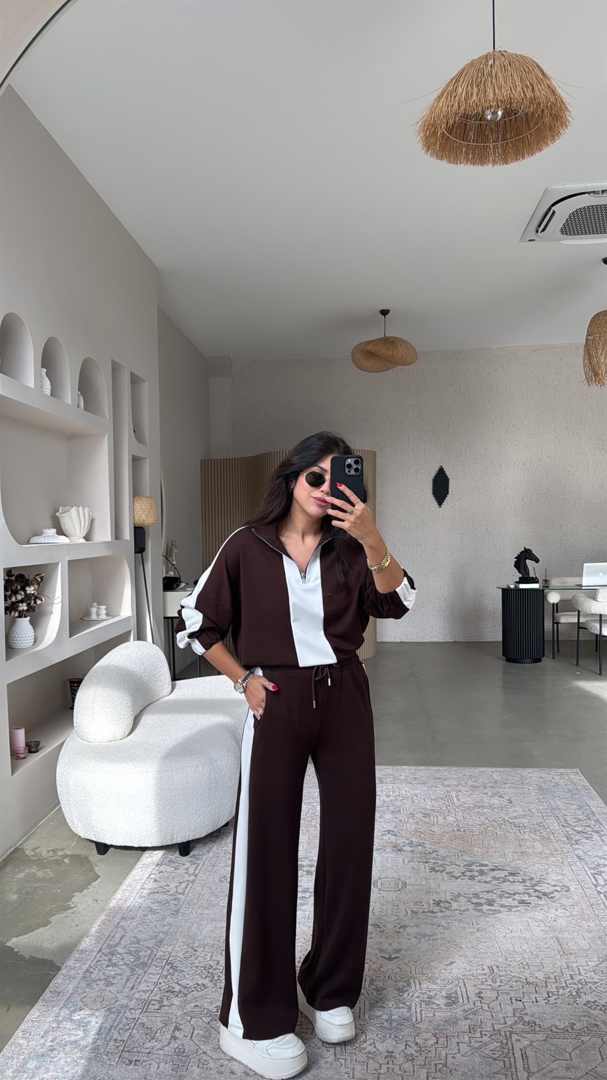 Kahverengi Şerit Detaylı Modal Eşofman Takımı