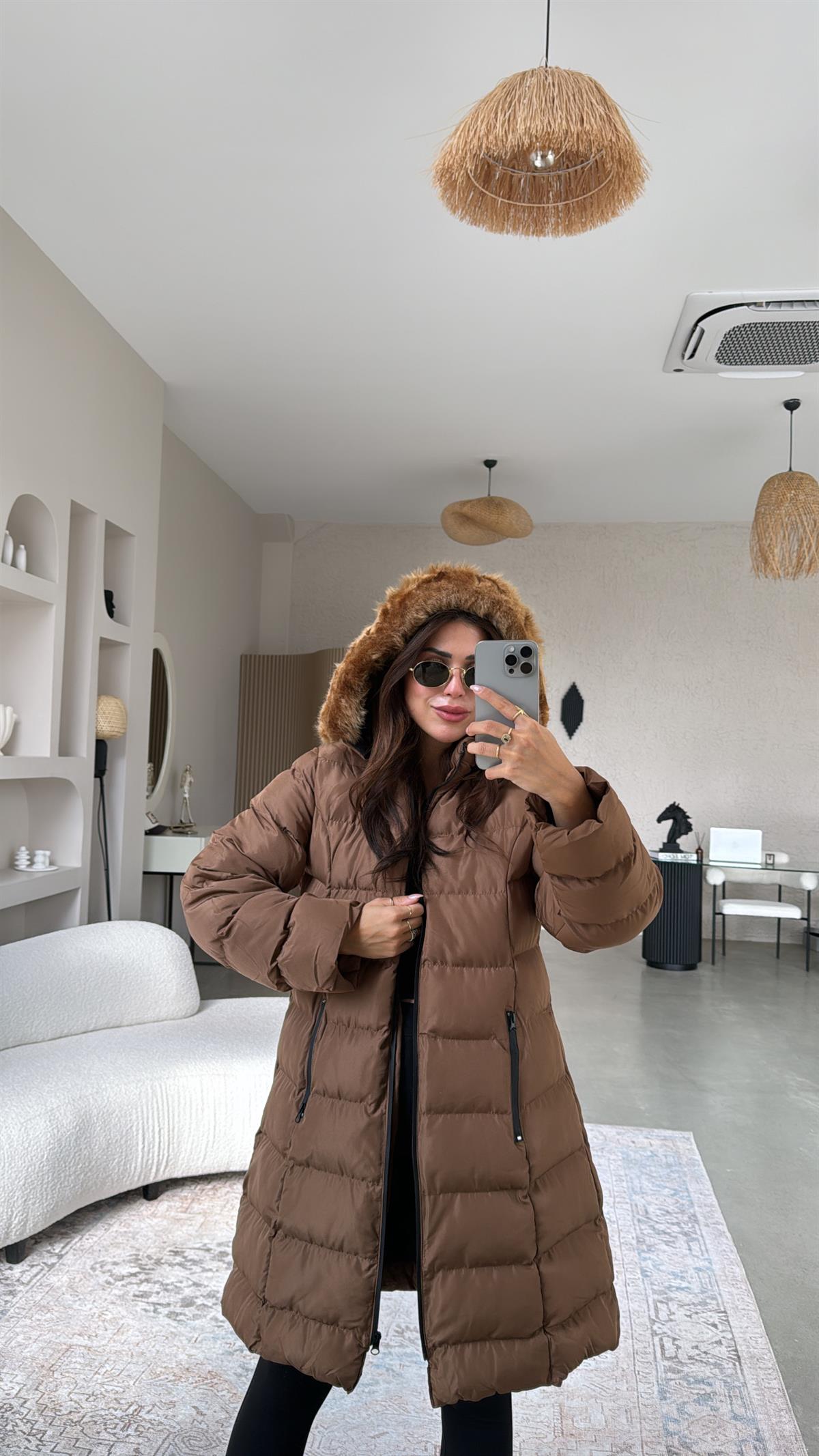 Kahverengi Şişme Mont