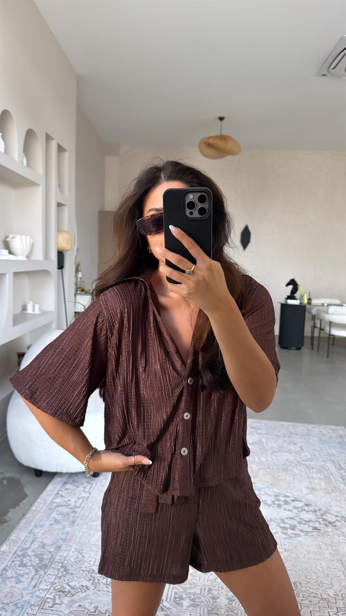 Kahverengi Şort Gömlek Tiril Bürümcük Takım