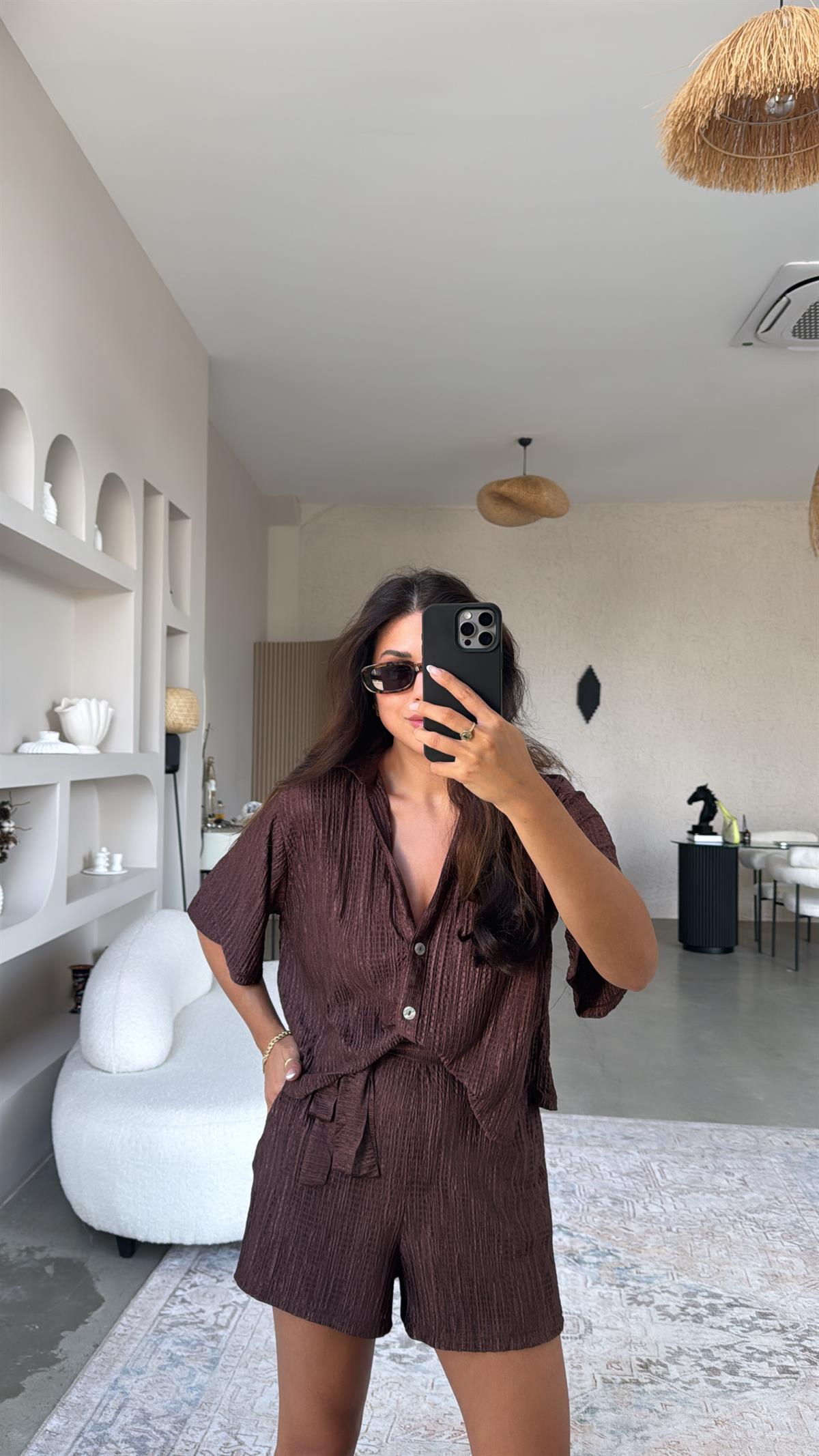 Kahverengi Şort Gömlek Tiril Bürümcük Takım