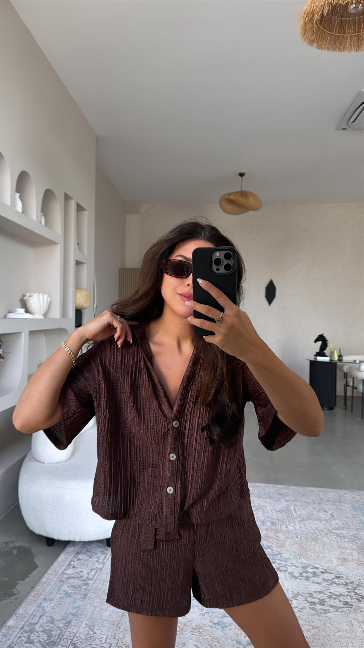 Kahverengi Şort Gömlek Tiril Bürümcük Takım