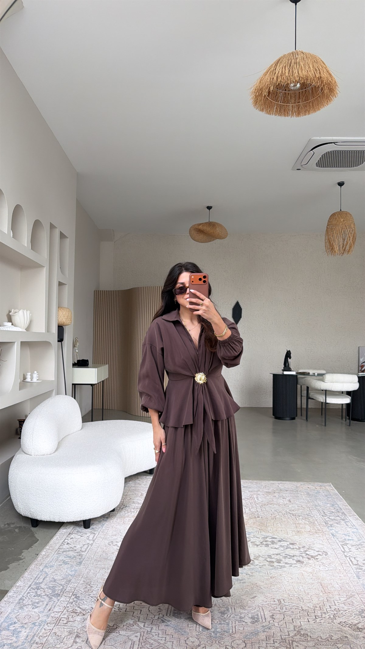 Kahverengi Tensel Premium Tokalı Etek Bluz Takım