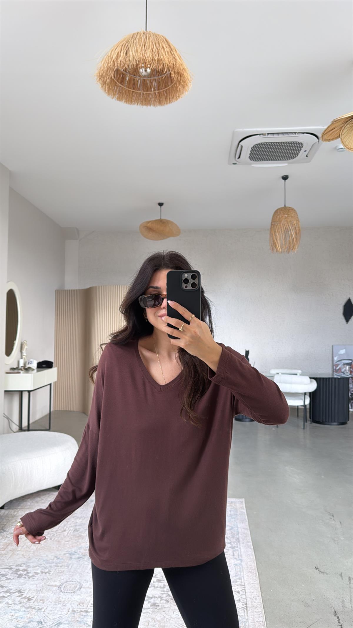 Kahverengi V Yaka Basic İnce Triko Bluz