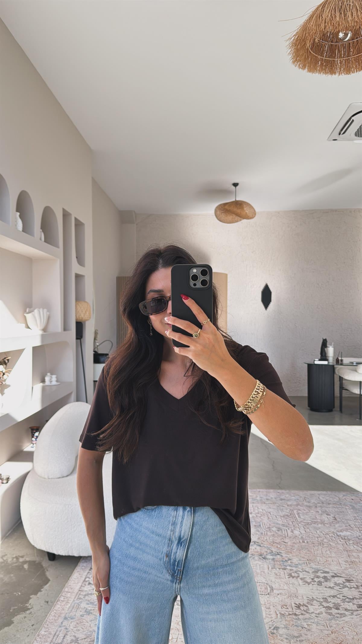 Kahverengi V Yaka İthal Kumaş Kısa Kol Basic Tshirt