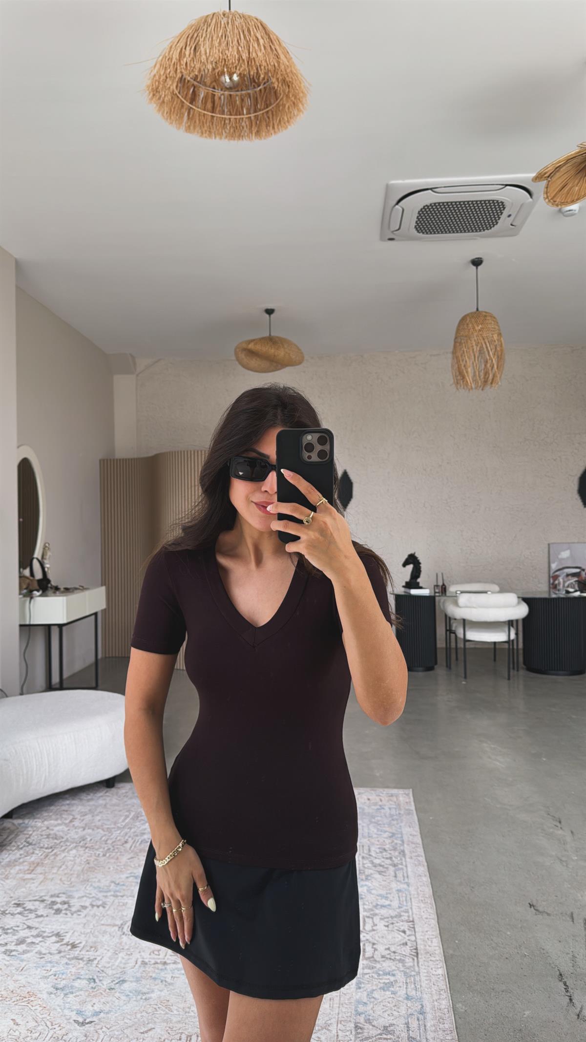 Kahverengi V Yaka Oys Basic