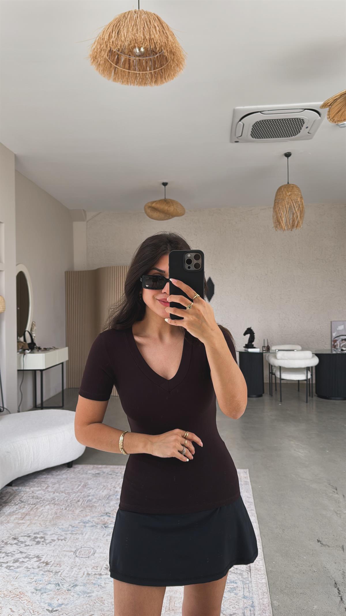 Kahverengi V Yaka Oys Basic