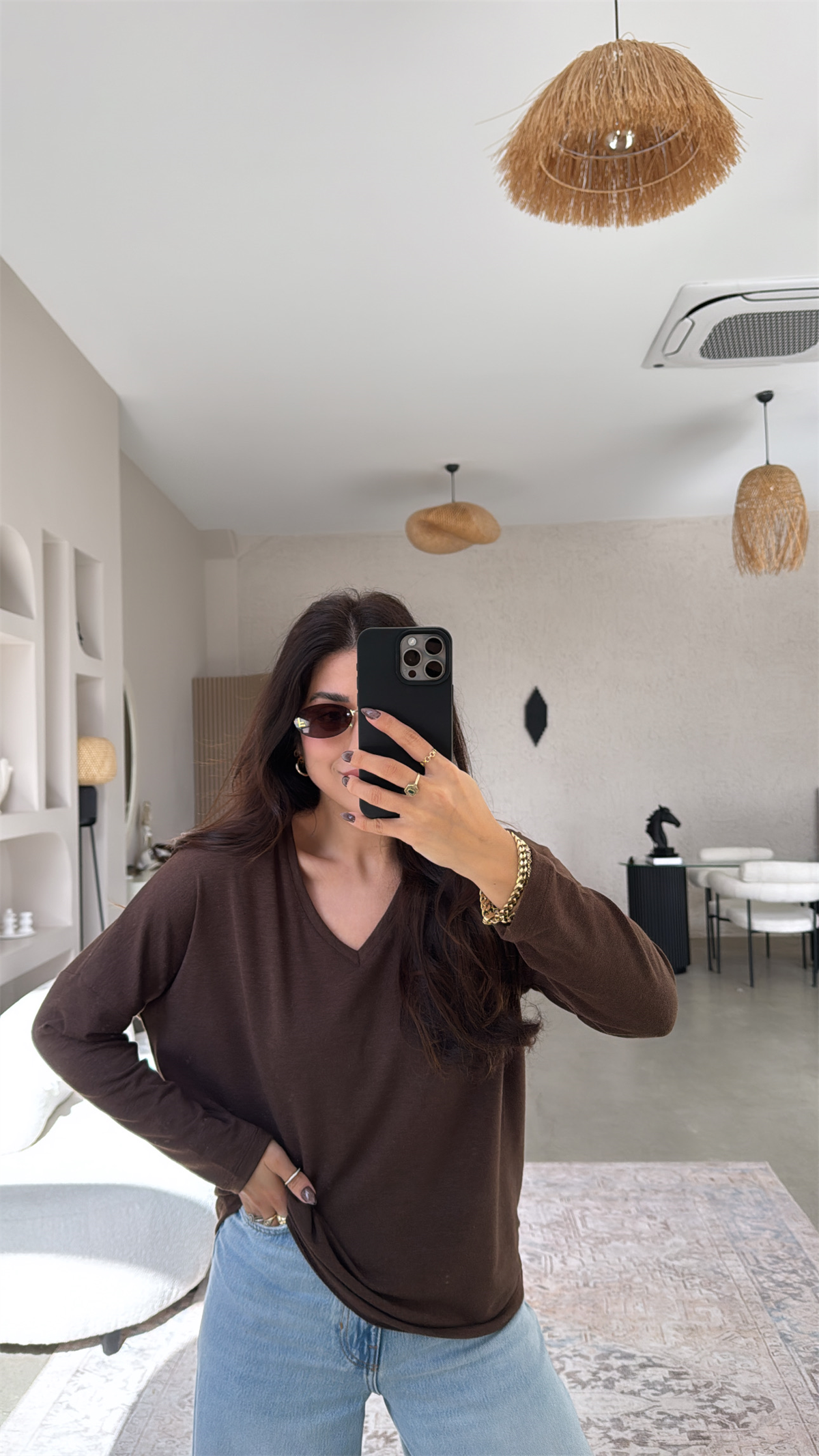 Kahverengi V Yaka Uzun Kollu İthal Kumaşlı Bluz