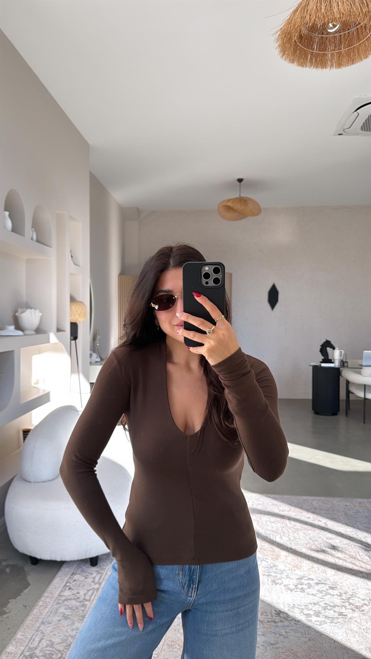 Kahverengi V Yaka Yarım Astarlı İthal Kumaş Bluz