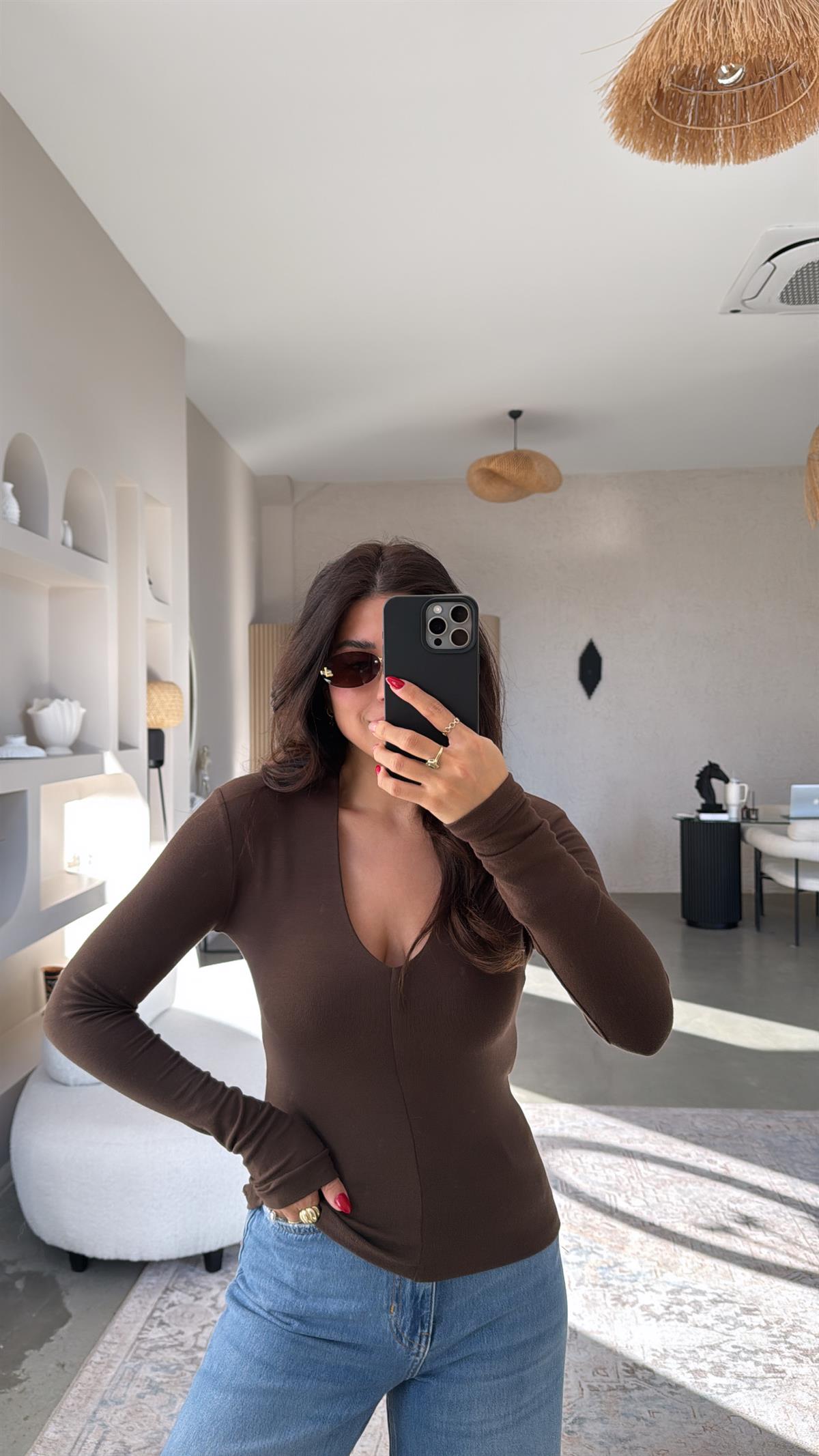 Kahverengi V Yaka Yarım Astarlı İthal Kumaş Bluz