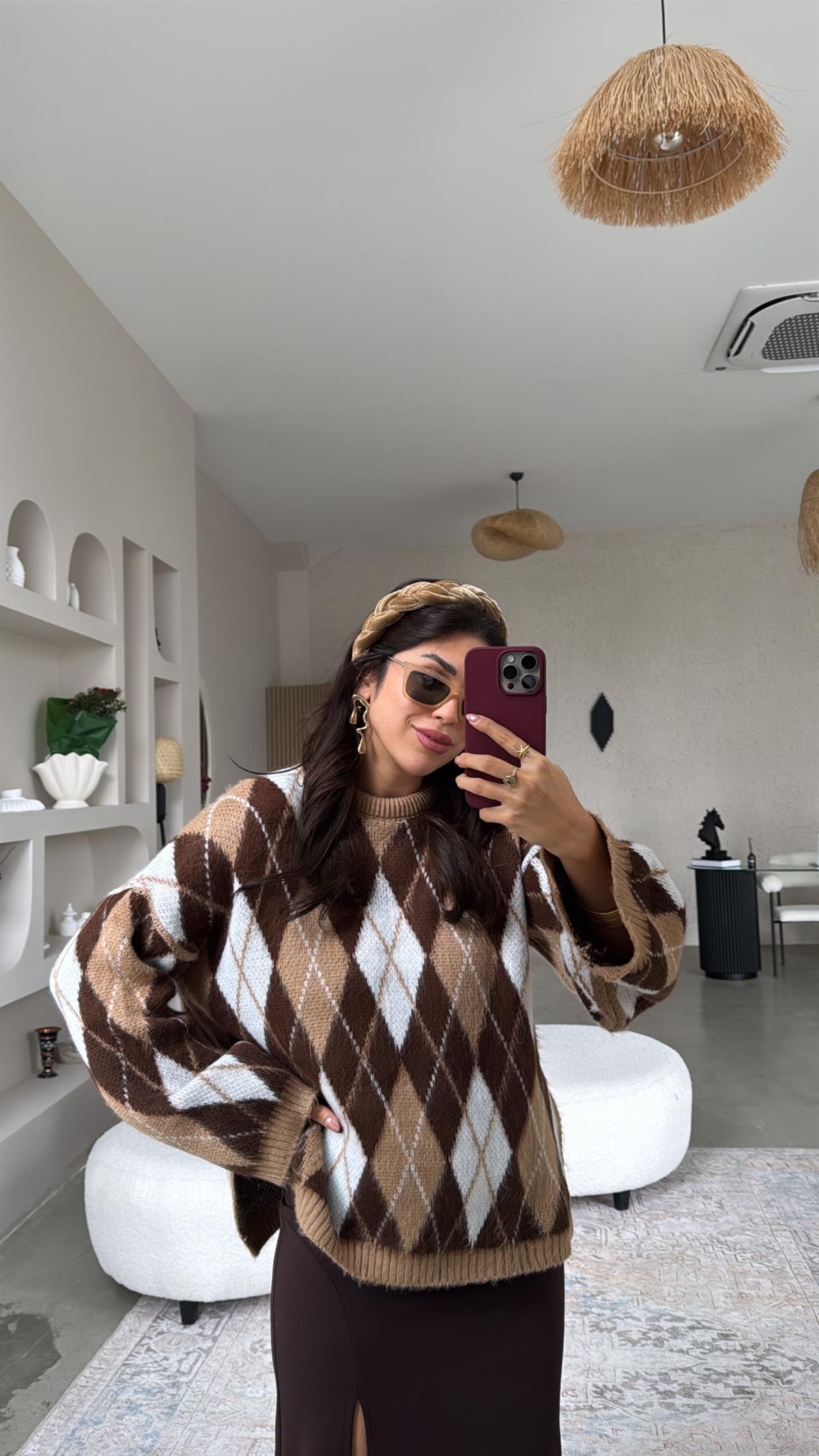 Kahverengi Yırtmaçlı Baklavalı Kazak