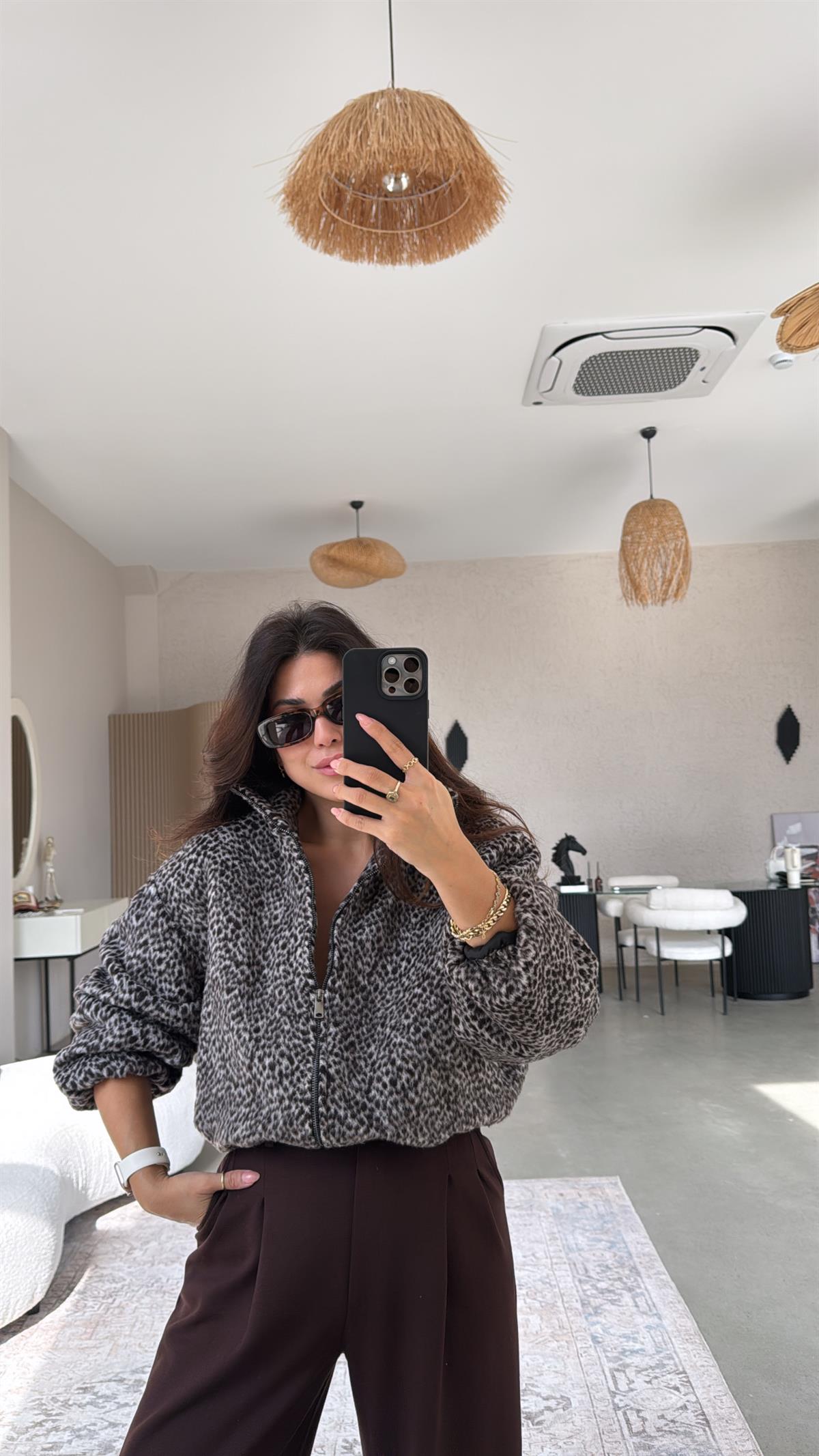 Kaşe Leopar Ceket