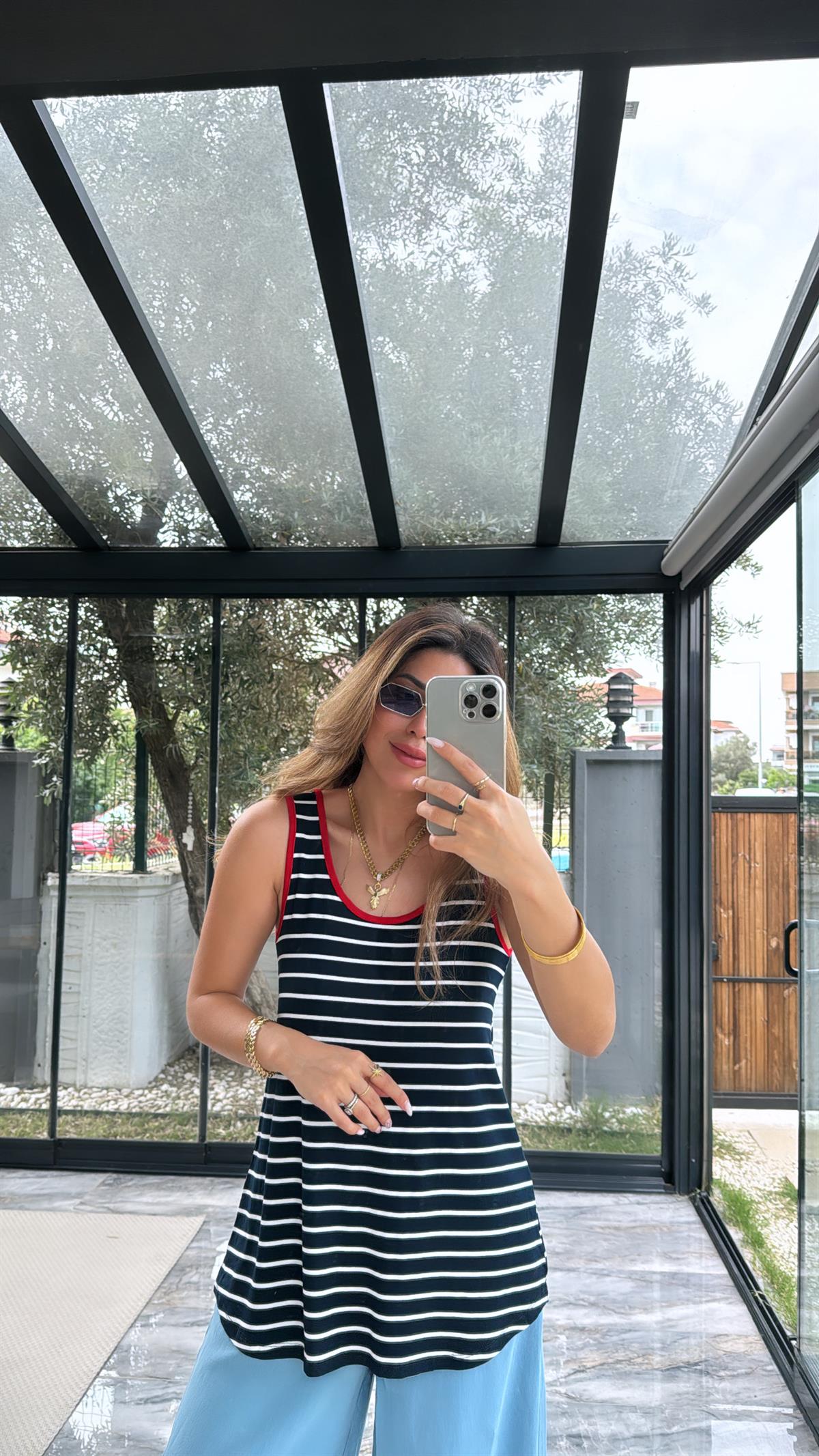 Kırmızı Biyeli Çizgili Kalın Askı Salaş Atlet