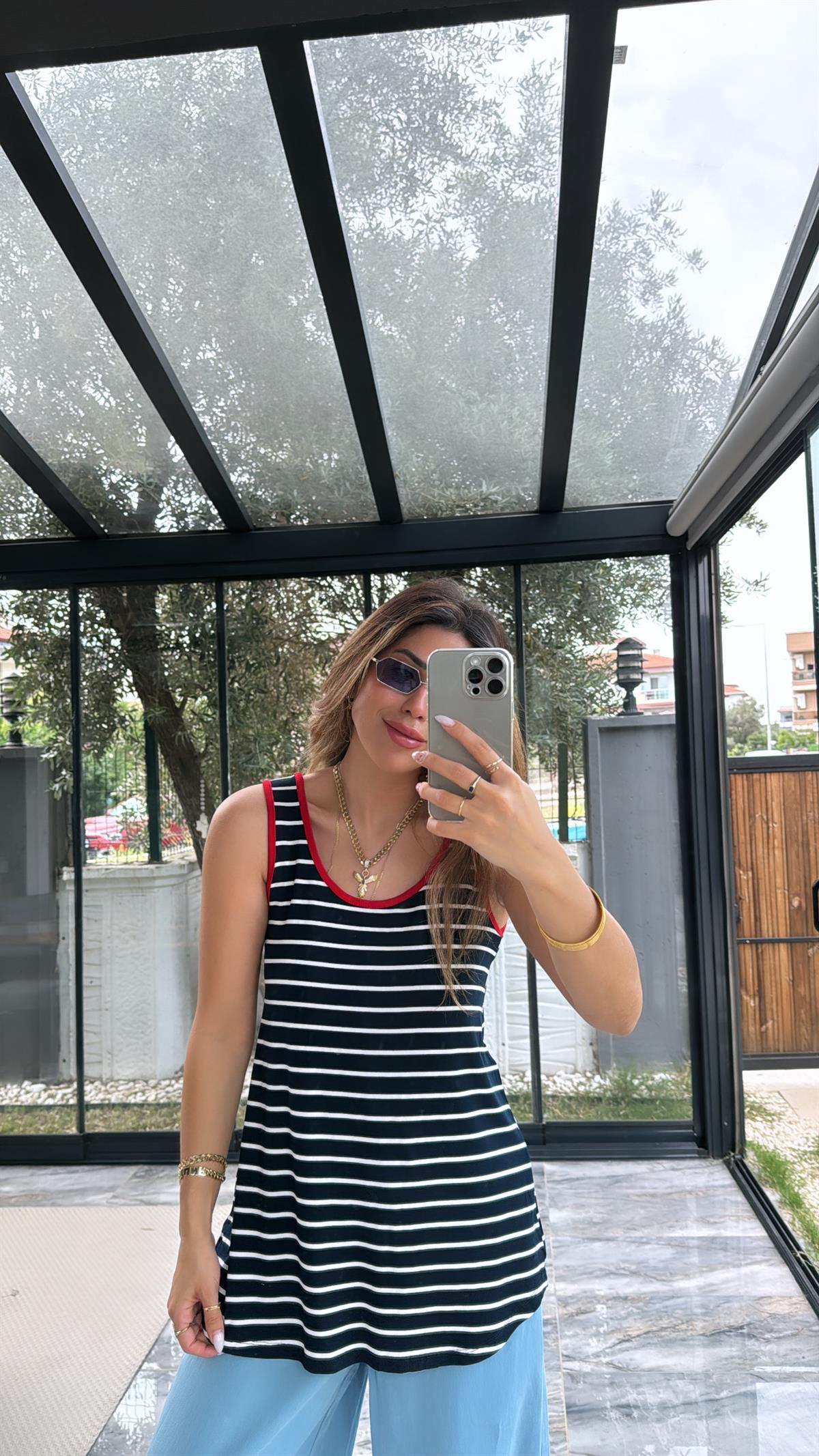 Kırmızı Biyeli Çizgili Kalın Askı Salaş Atlet