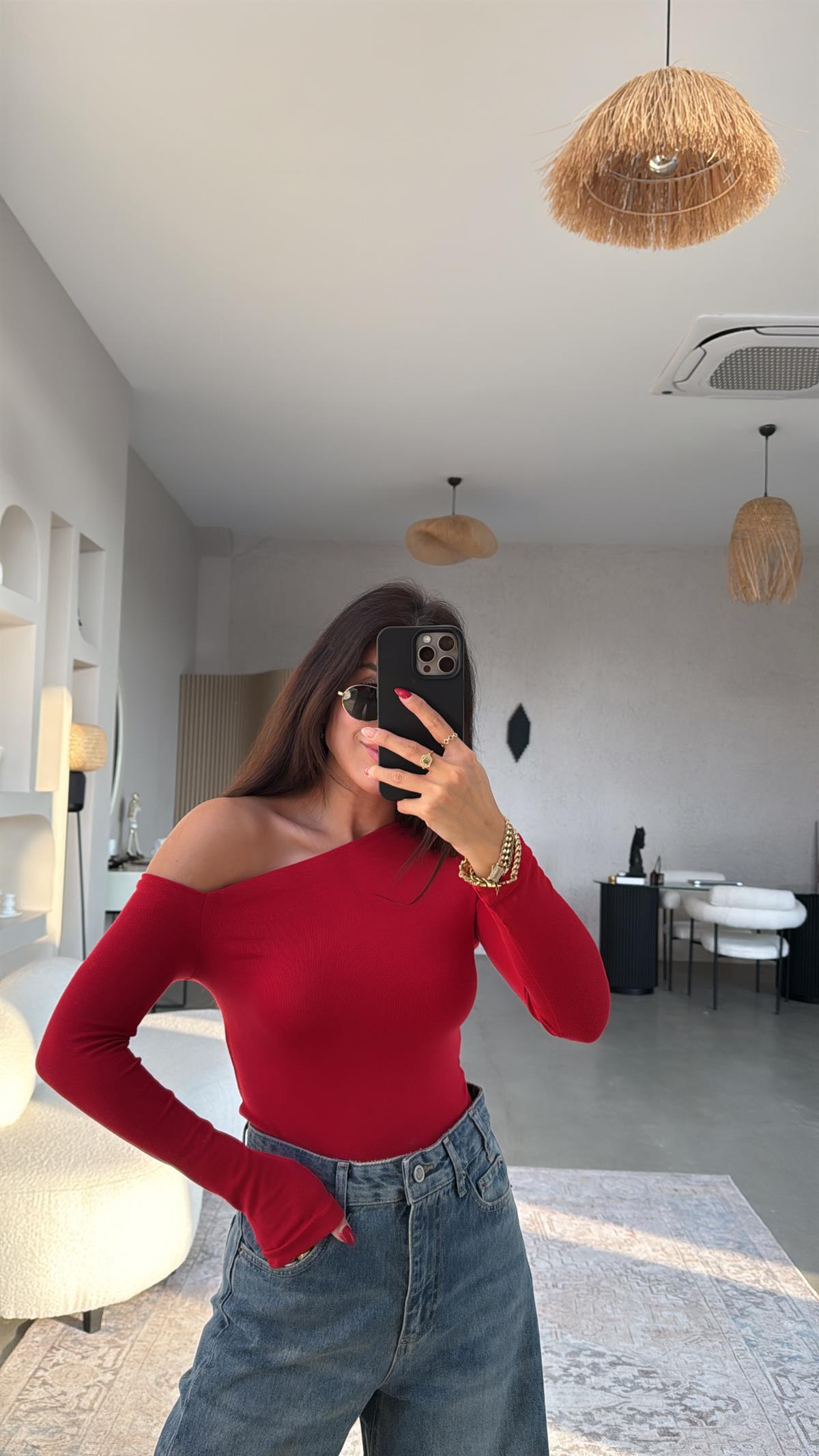 Kırmızı İthal Modal Kumaş Omzu Açık Bluz