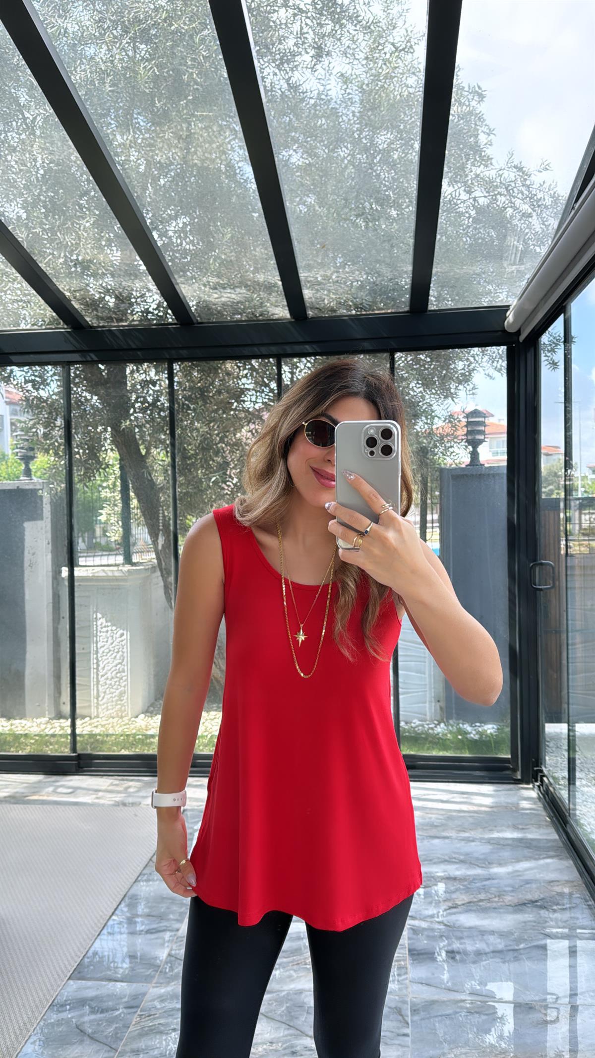 Kırmızı Kalın Askı Salaş Atlet