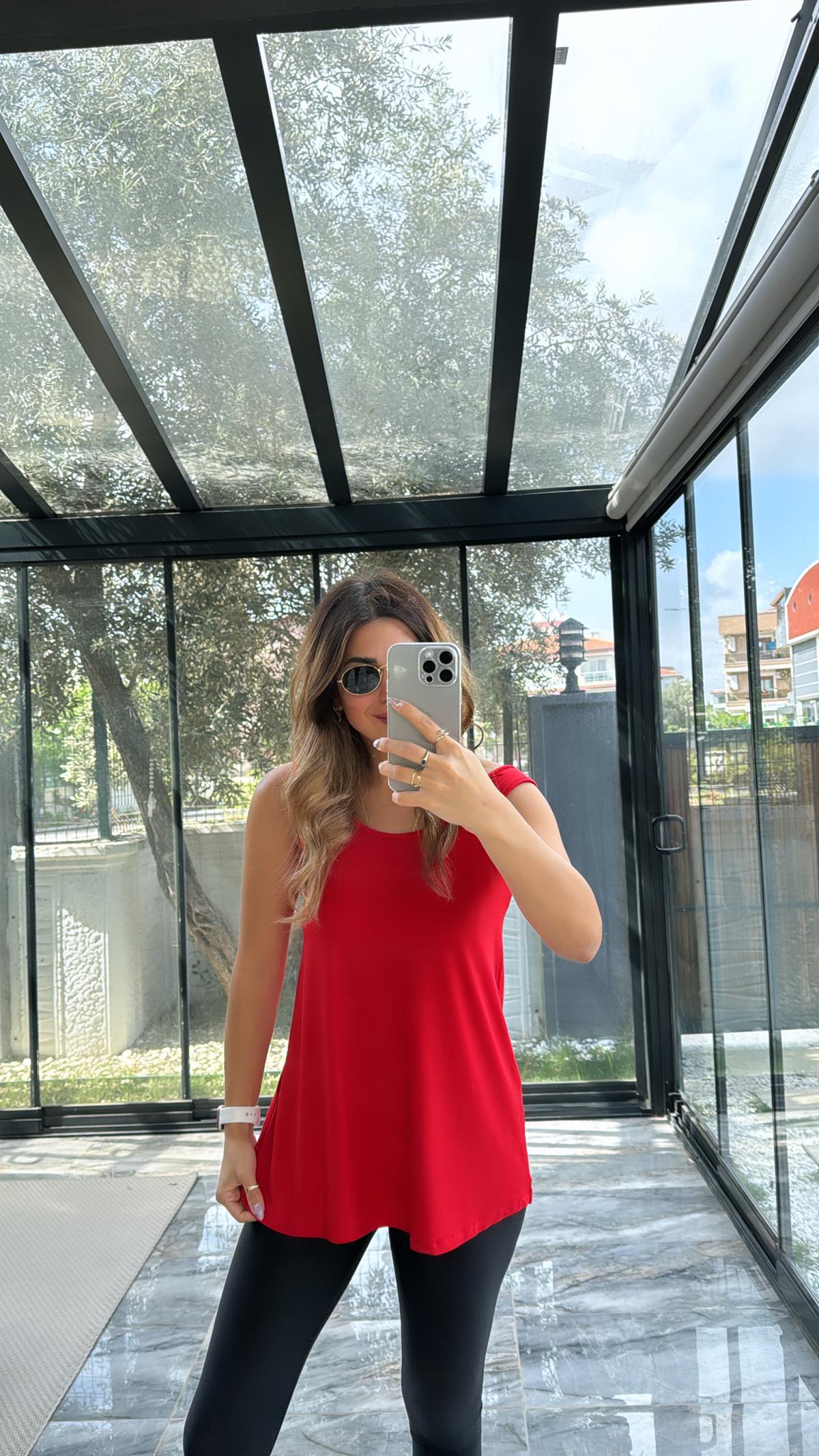 Kırmızı Kalın Askı Salaş Atlet