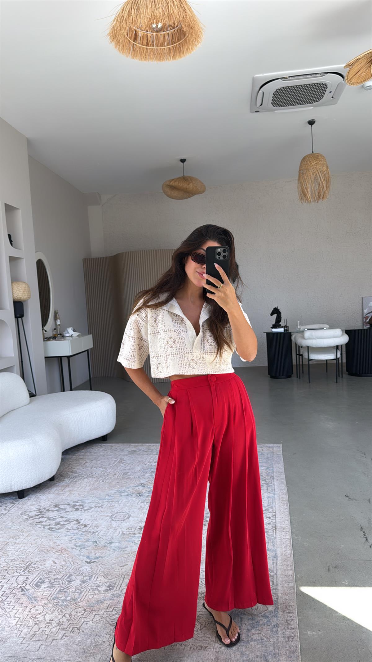 Kırmızı Kaplama Düğme Salaş Kumaş Pantolon