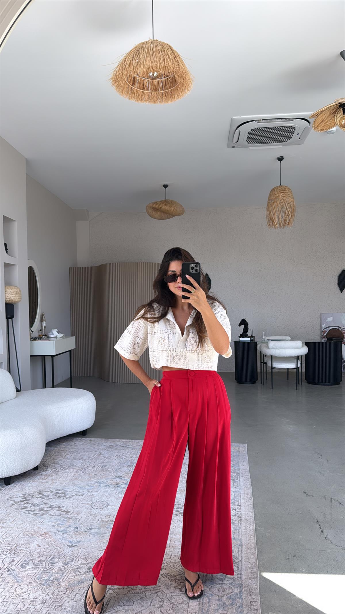 Kırmızı Kaplama Düğme Salaş Kumaş Pantolon