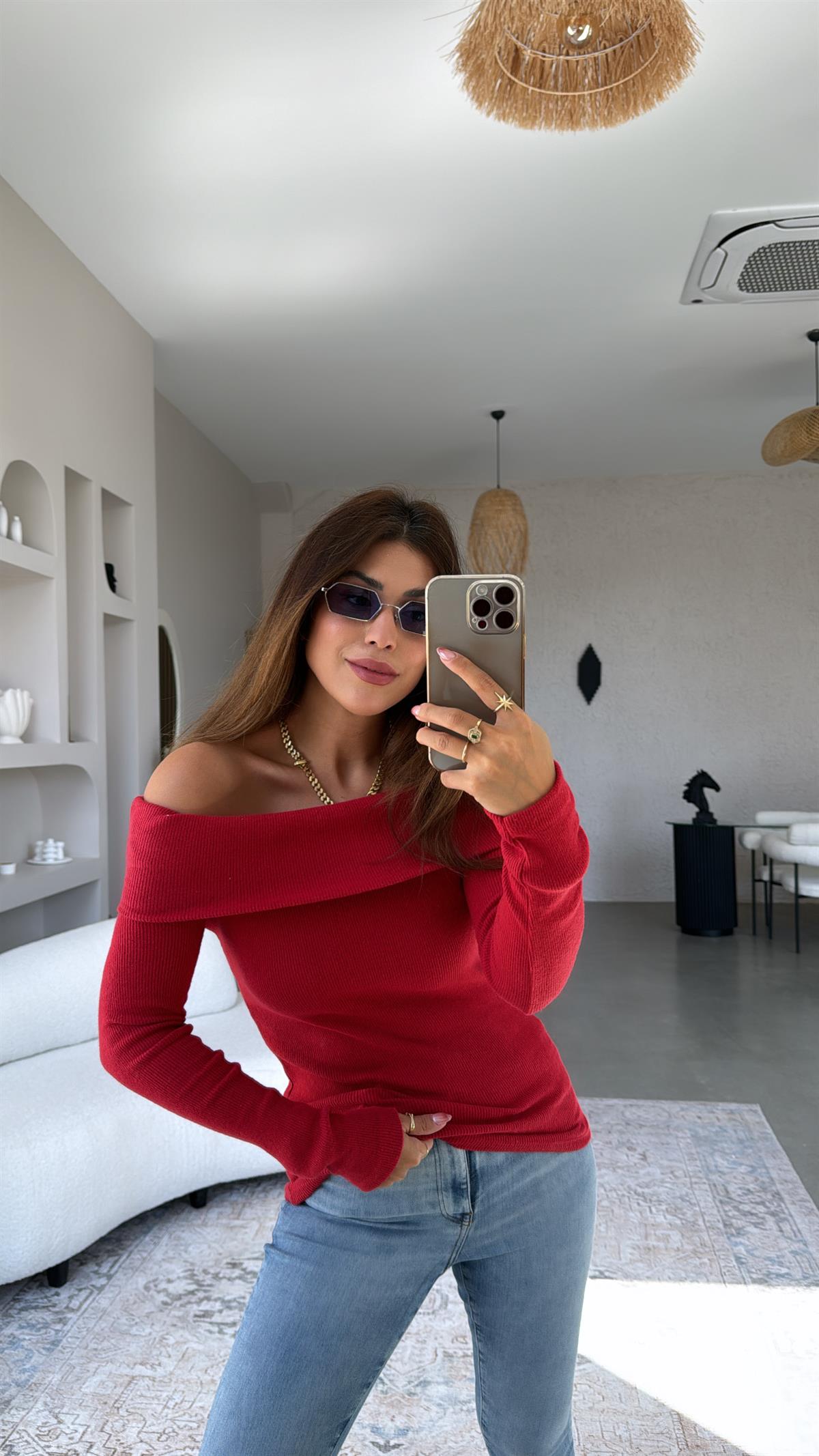 Kırmızı Madonna Bluz